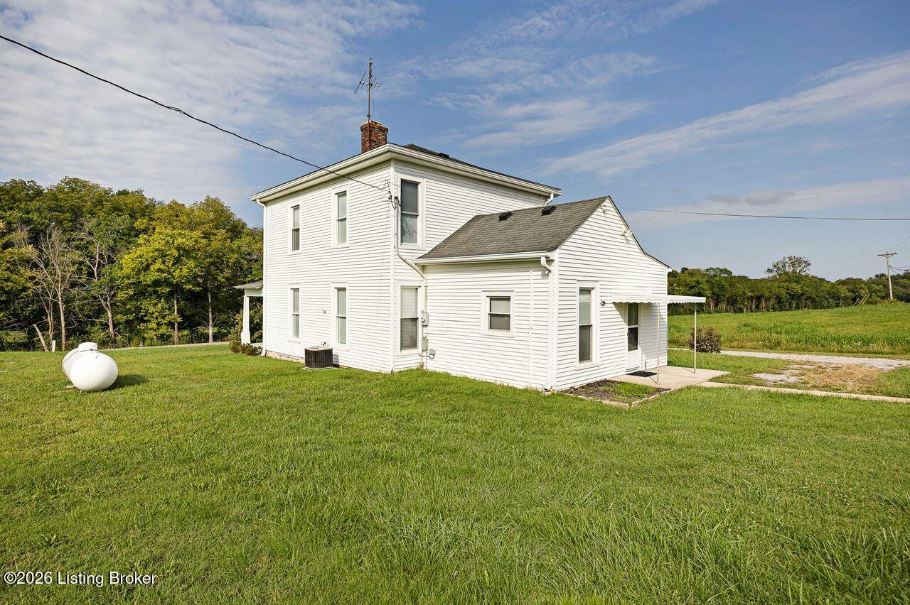 4710 Highgrove Rd Property Photo 6