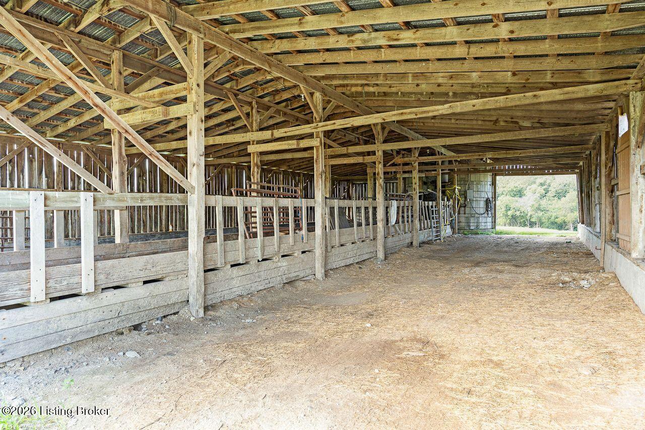 4710 Highgrove Rd Property Photo 12
