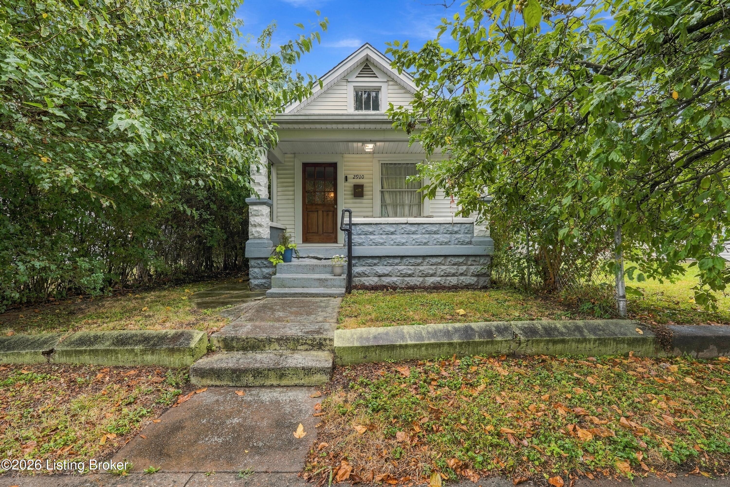 2910 Garfield Ave Property Photo 1