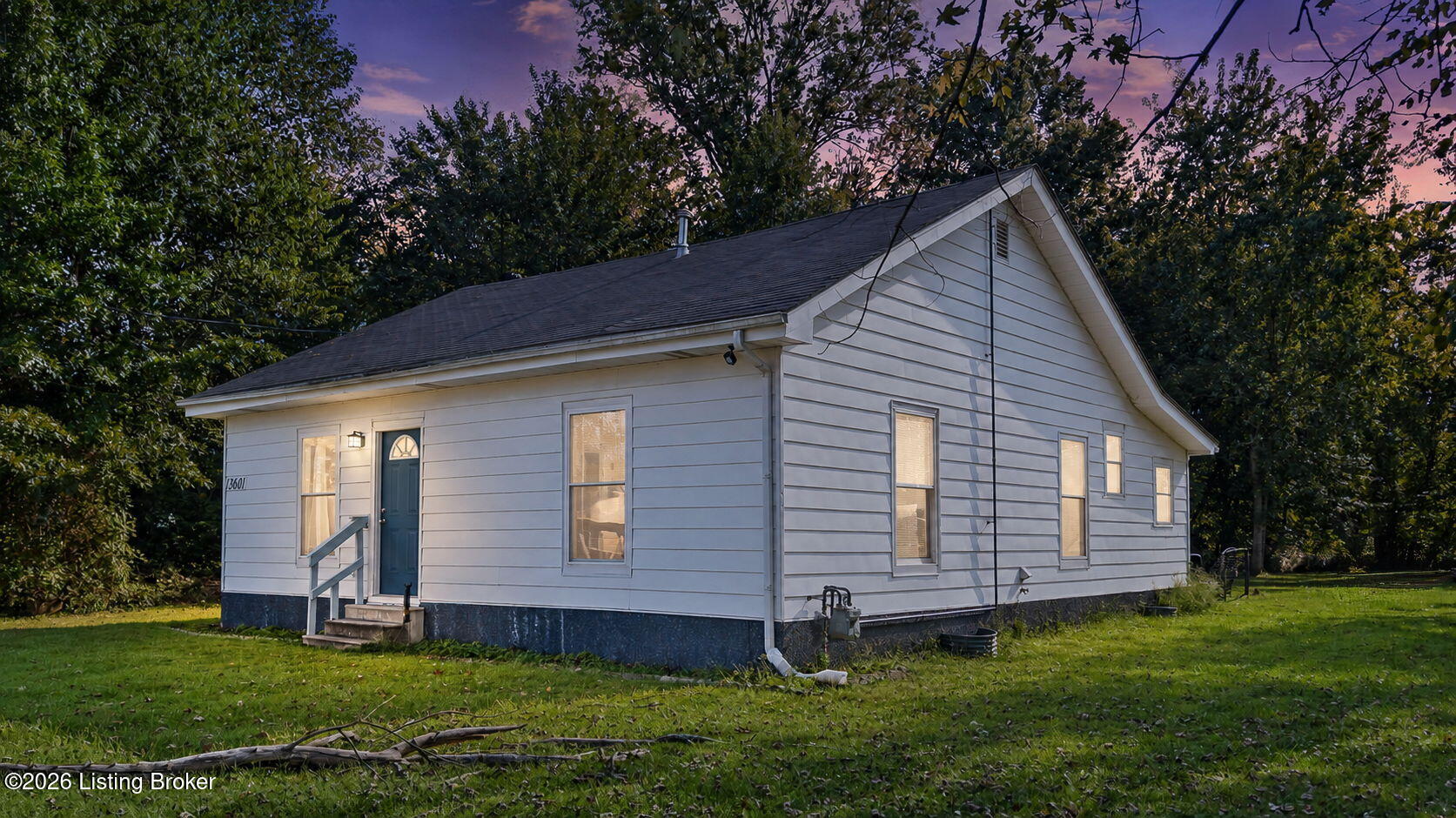 13601 Bohannon Ave Property Photo 1