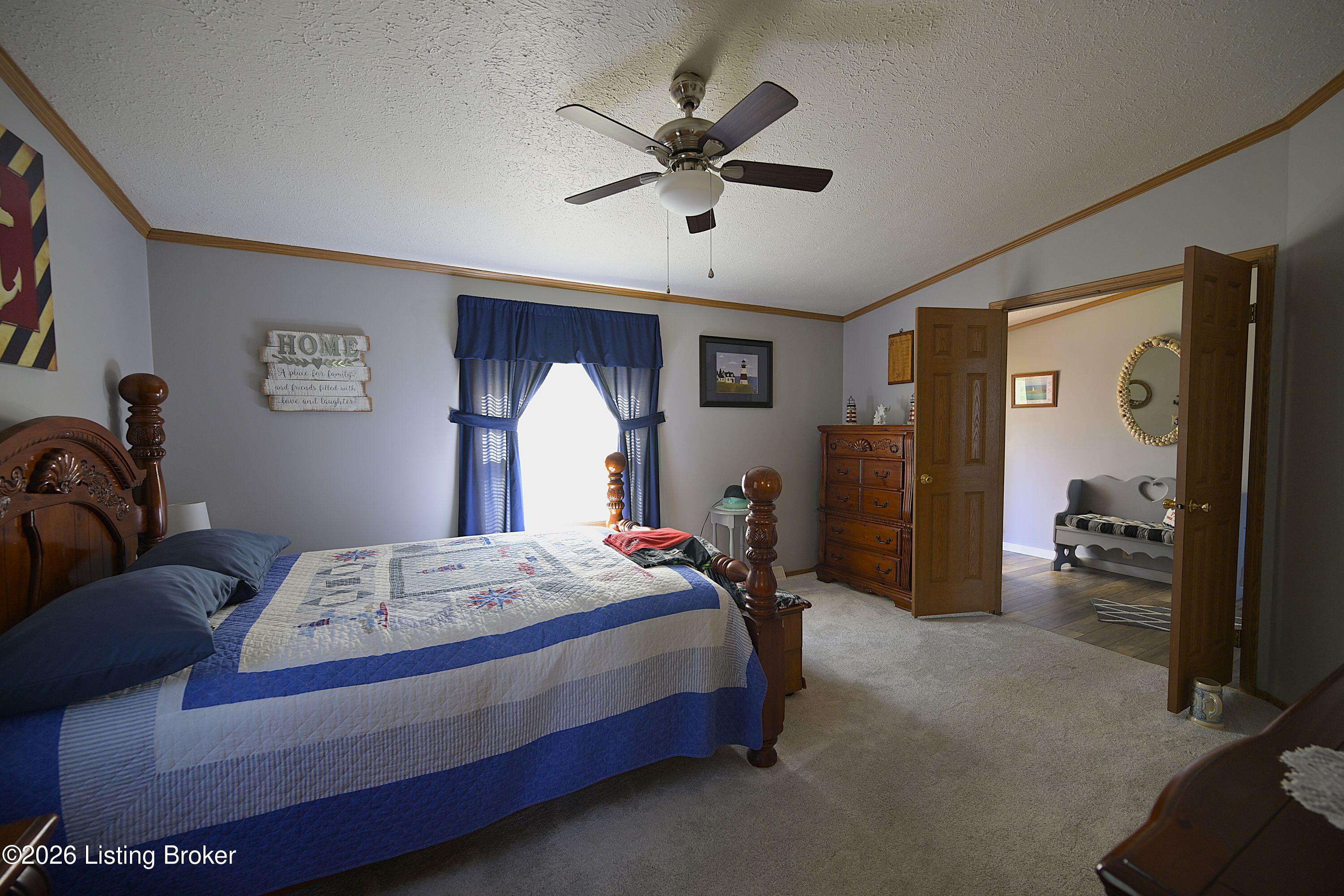 707a Main St Property Photo 10