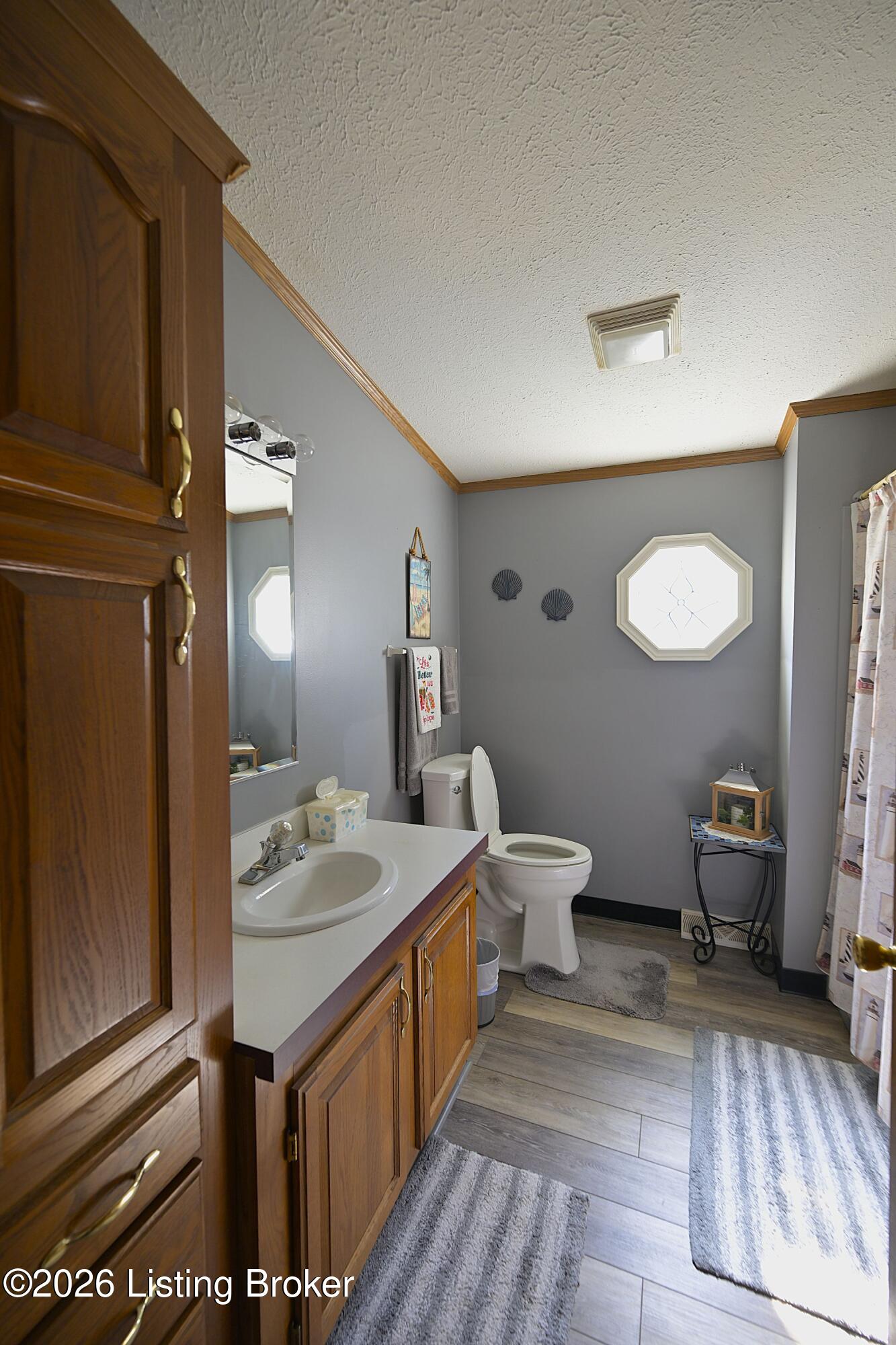 707a Main St Property Photo 15
