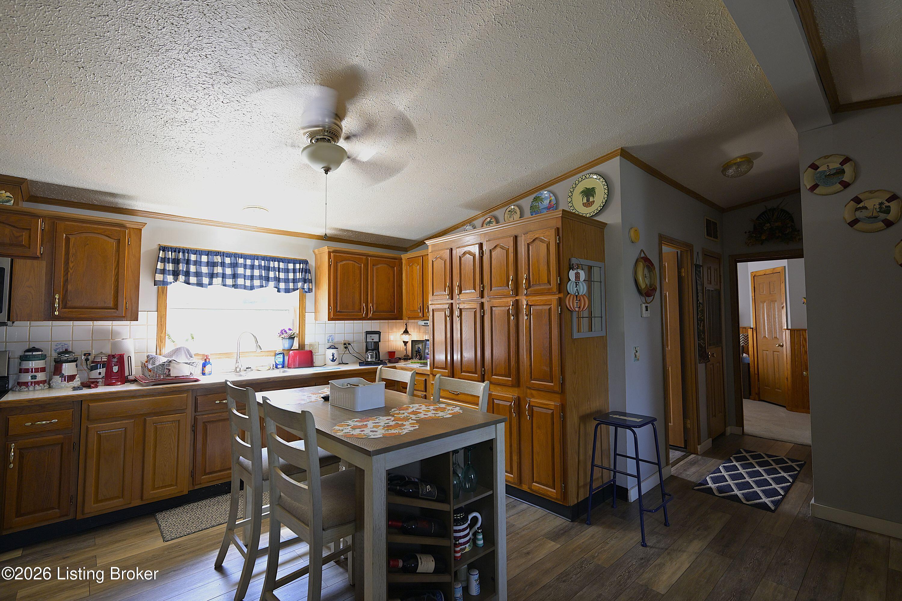 707a Main St Property Photo 18