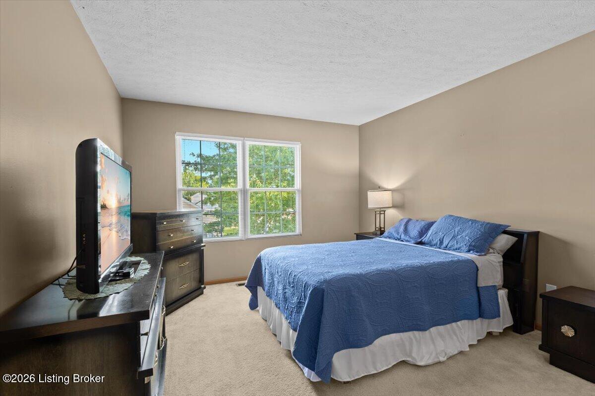 9619 Riverwalk Ave Property Photo 11