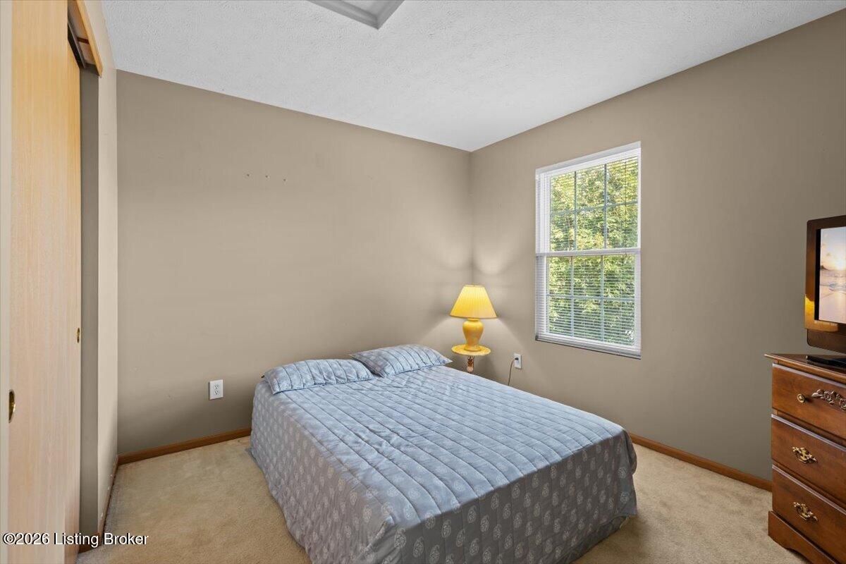 9619 Riverwalk Ave Property Photo 13