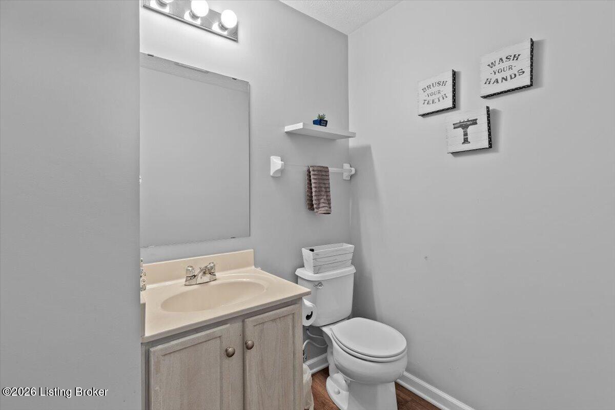 9619 Riverwalk Ave Property Photo 17