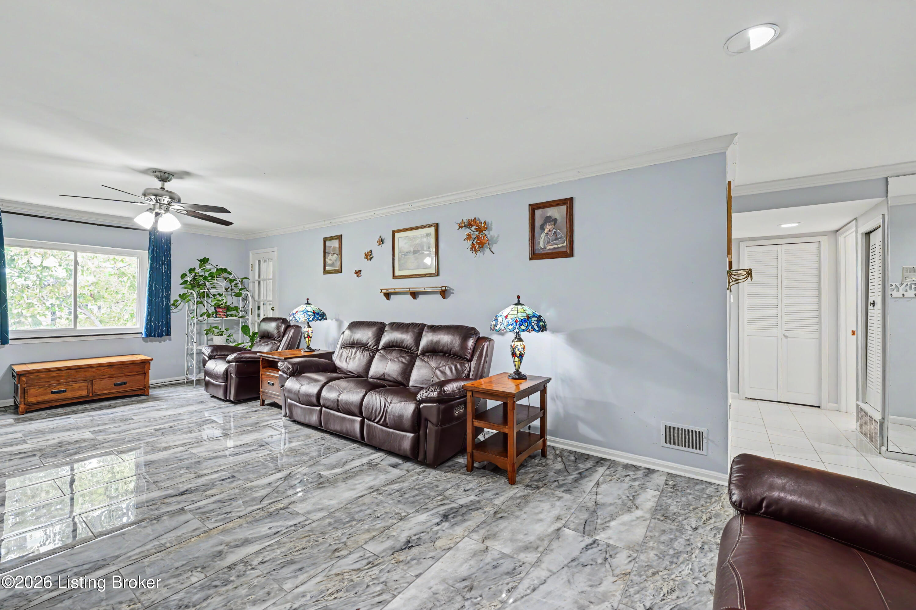 4875 Sherburn Ln 3d Property Photo 5