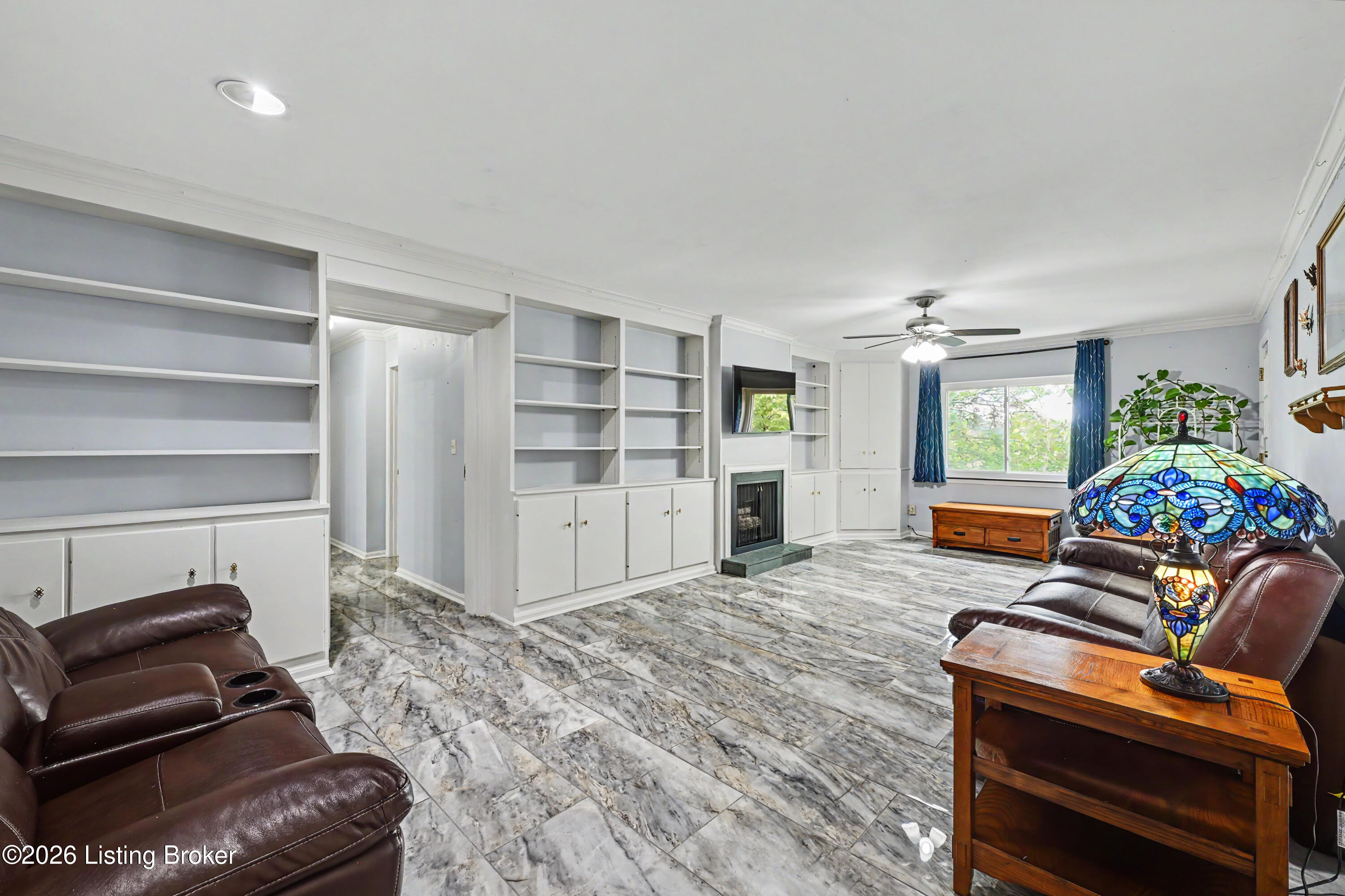 4875 Sherburn Ln 3d Property Photo 6