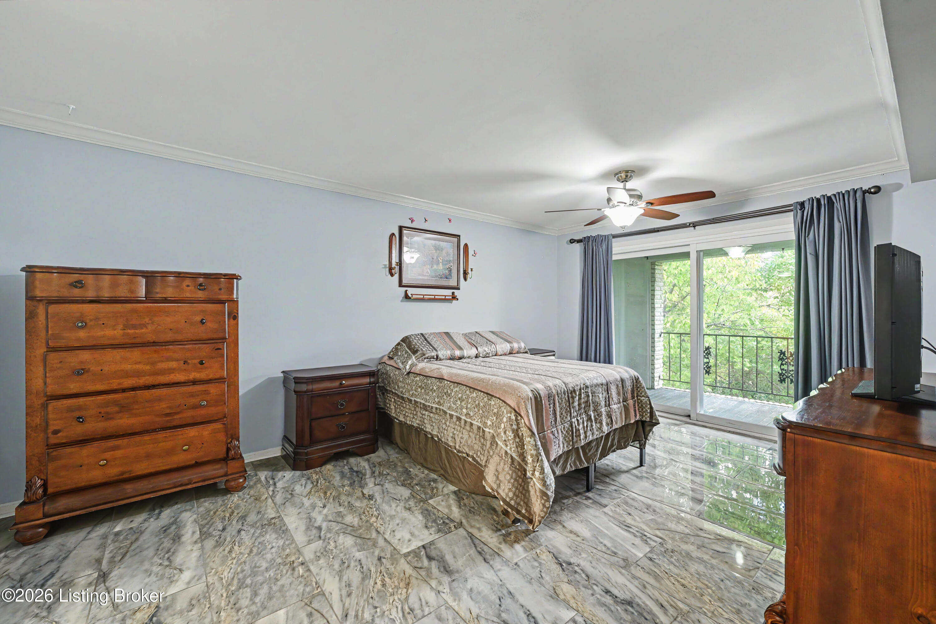 4875 Sherburn Ln 3d Property Photo 9
