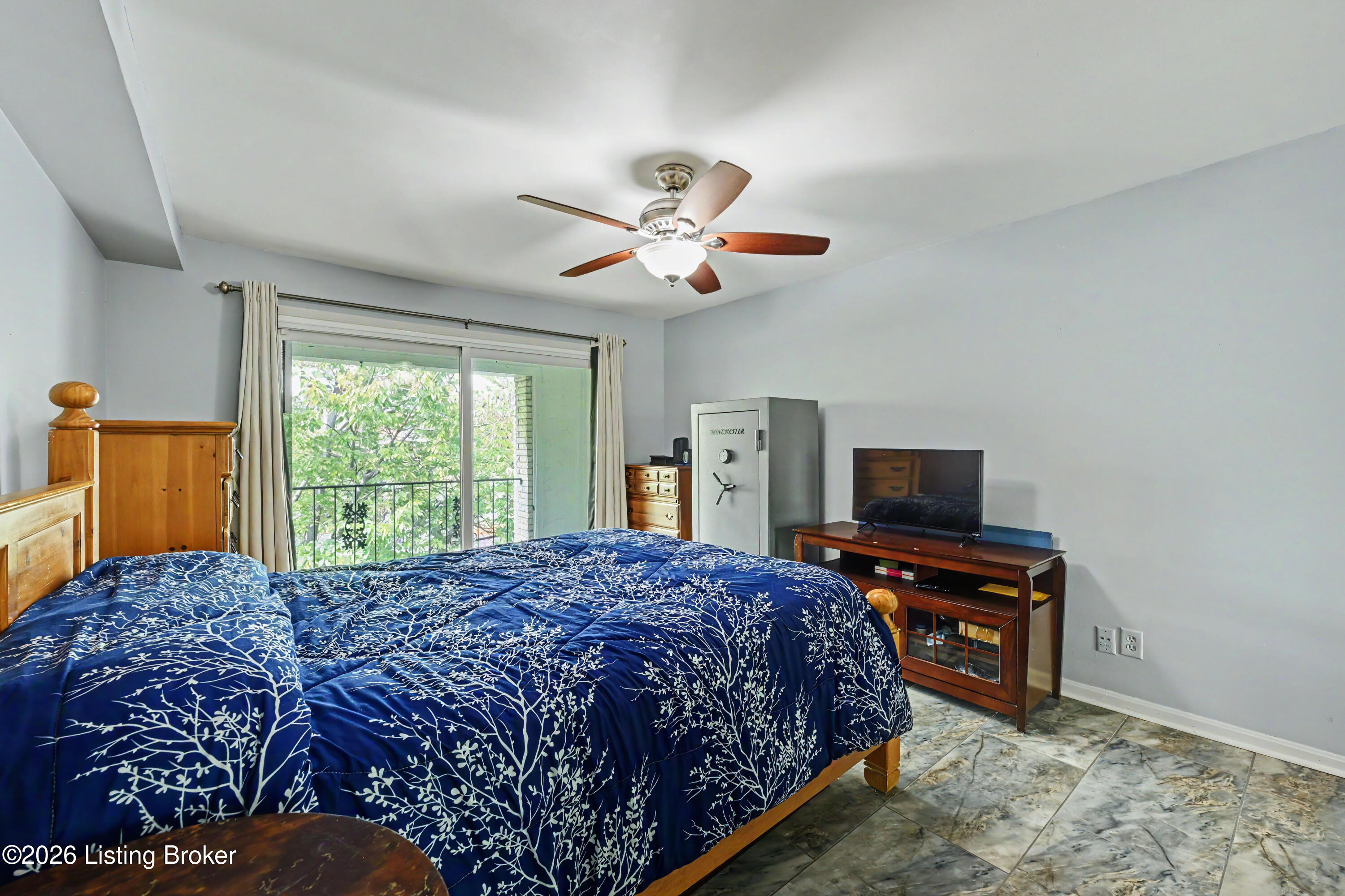 4875 Sherburn Ln 3d Property Photo 28