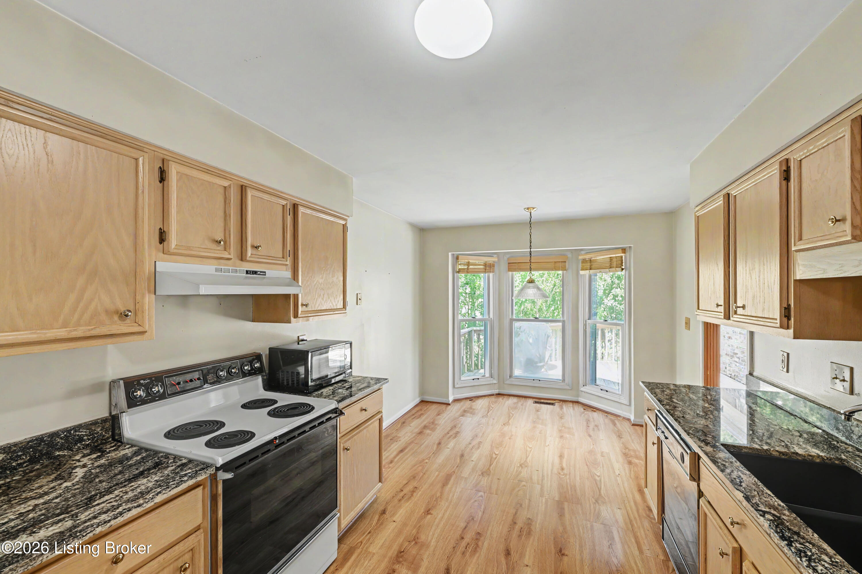 8911 Acushnet Rd Property Photo 6
