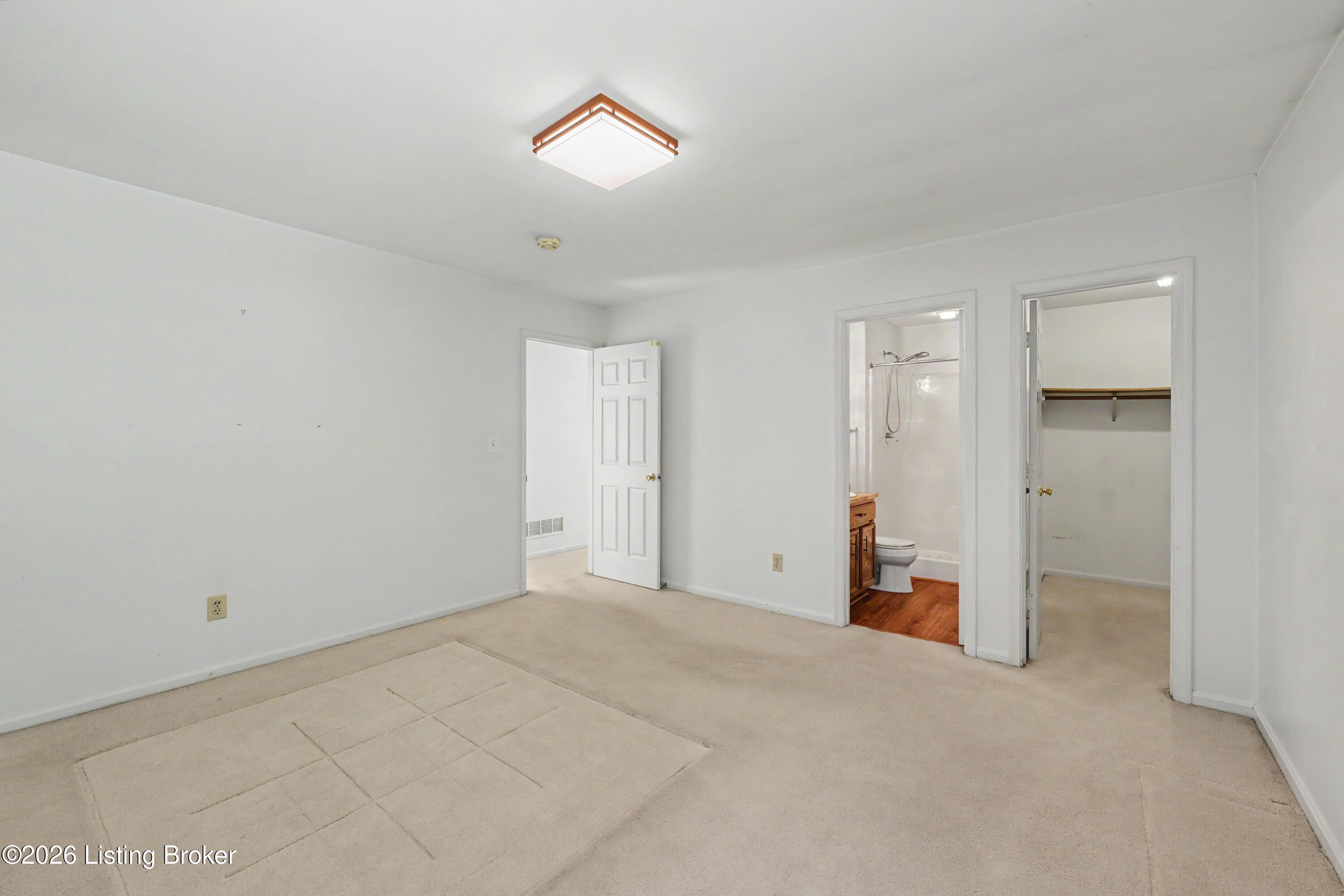 8911 Acushnet Rd Property Photo 12