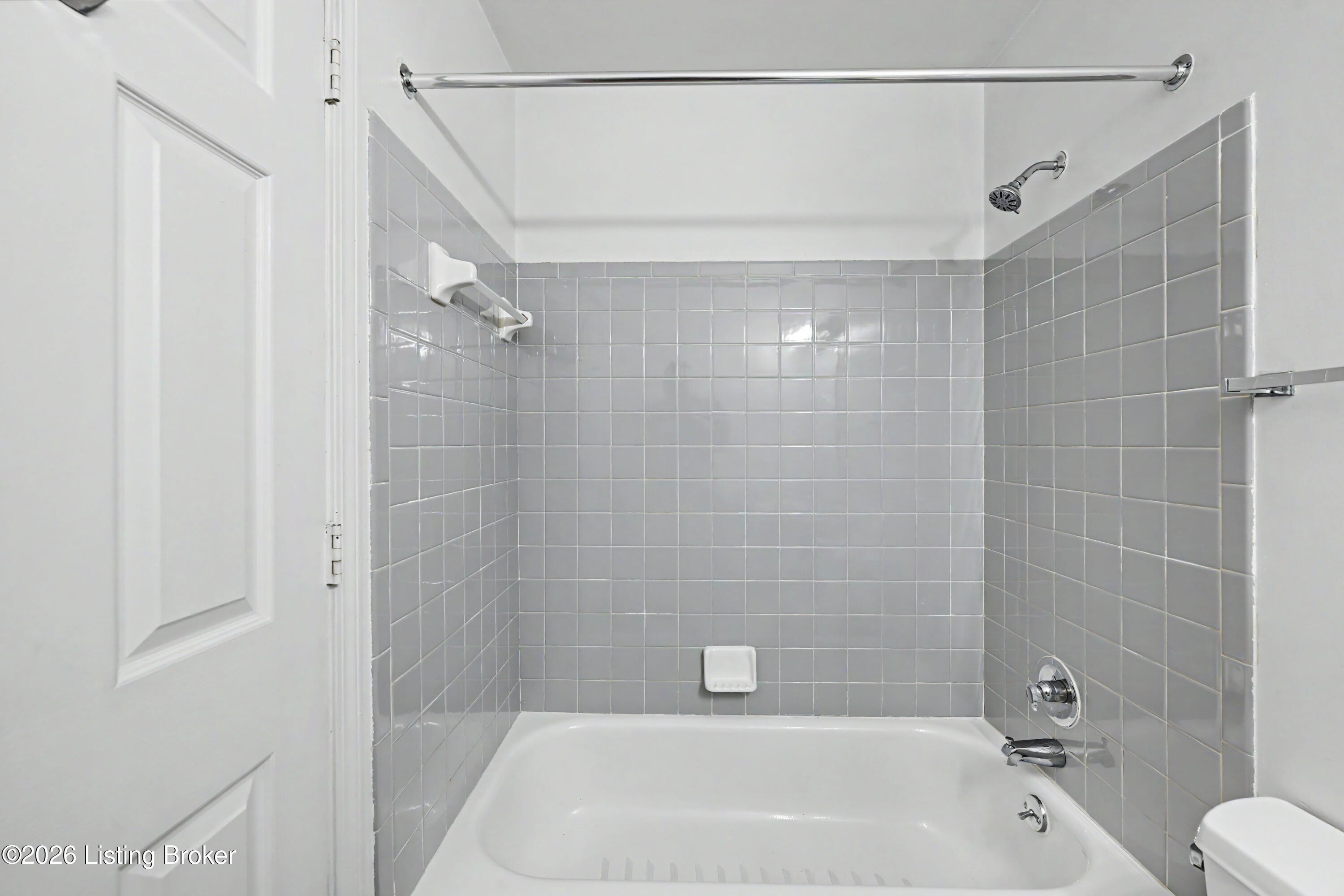 8911 Acushnet Rd Property Photo 15