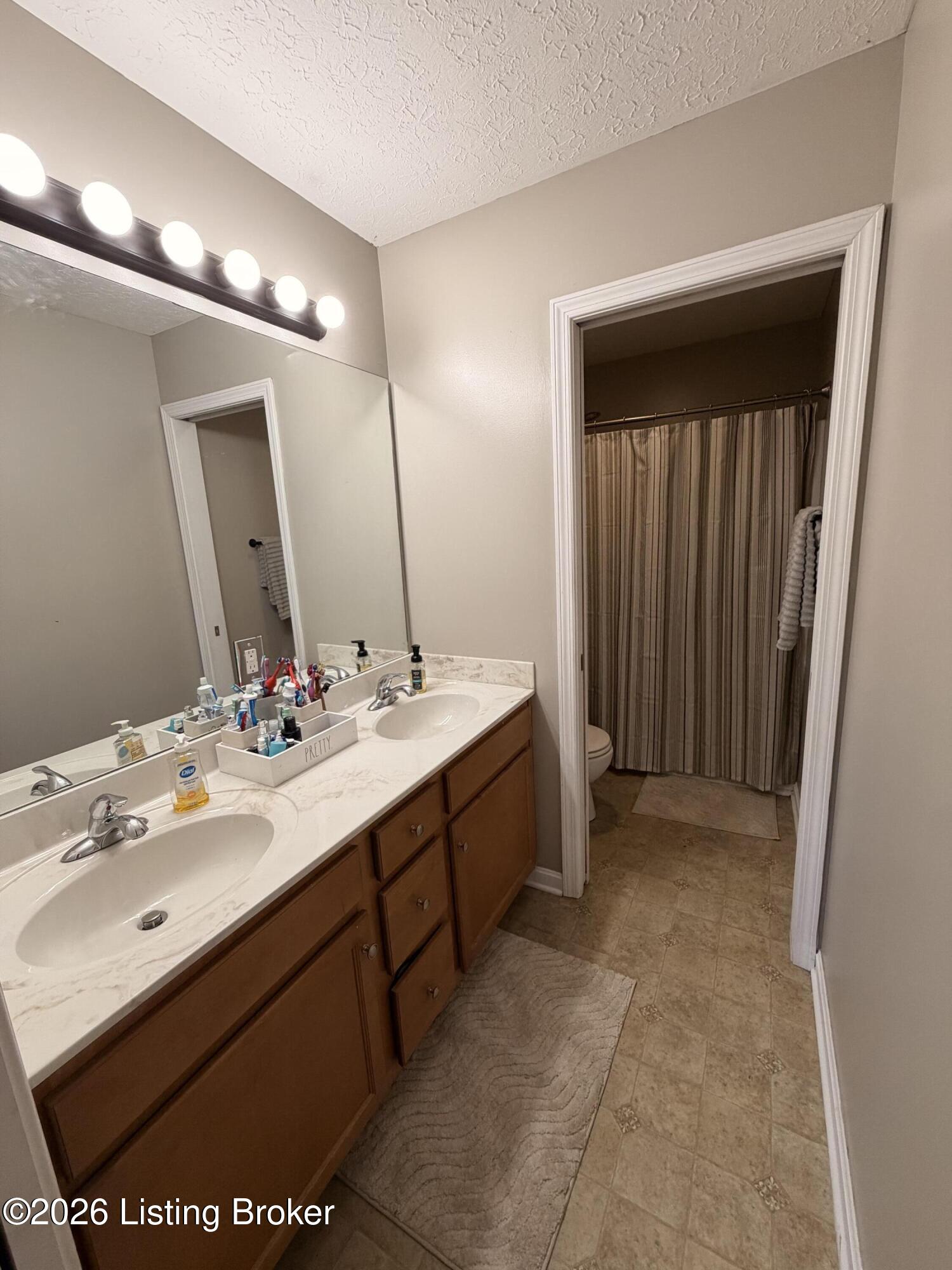 322 Gentry Ln Property Photo 10