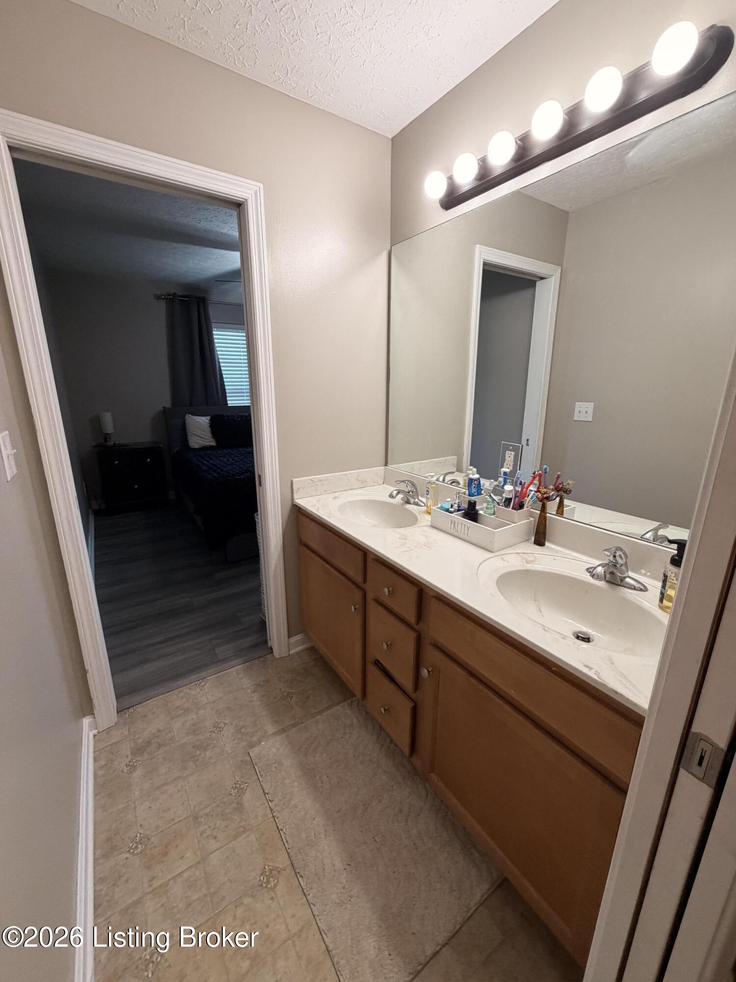 322 Gentry Ln Property Photo 12