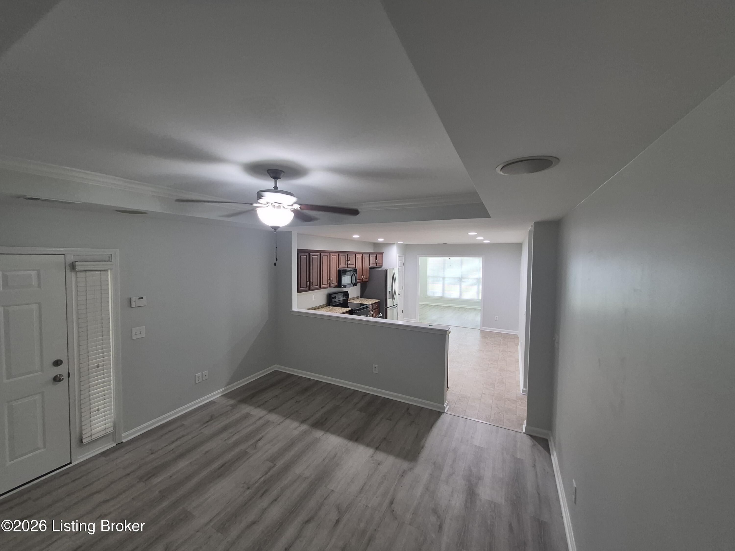 6402 Renate Rd Property Photo 3