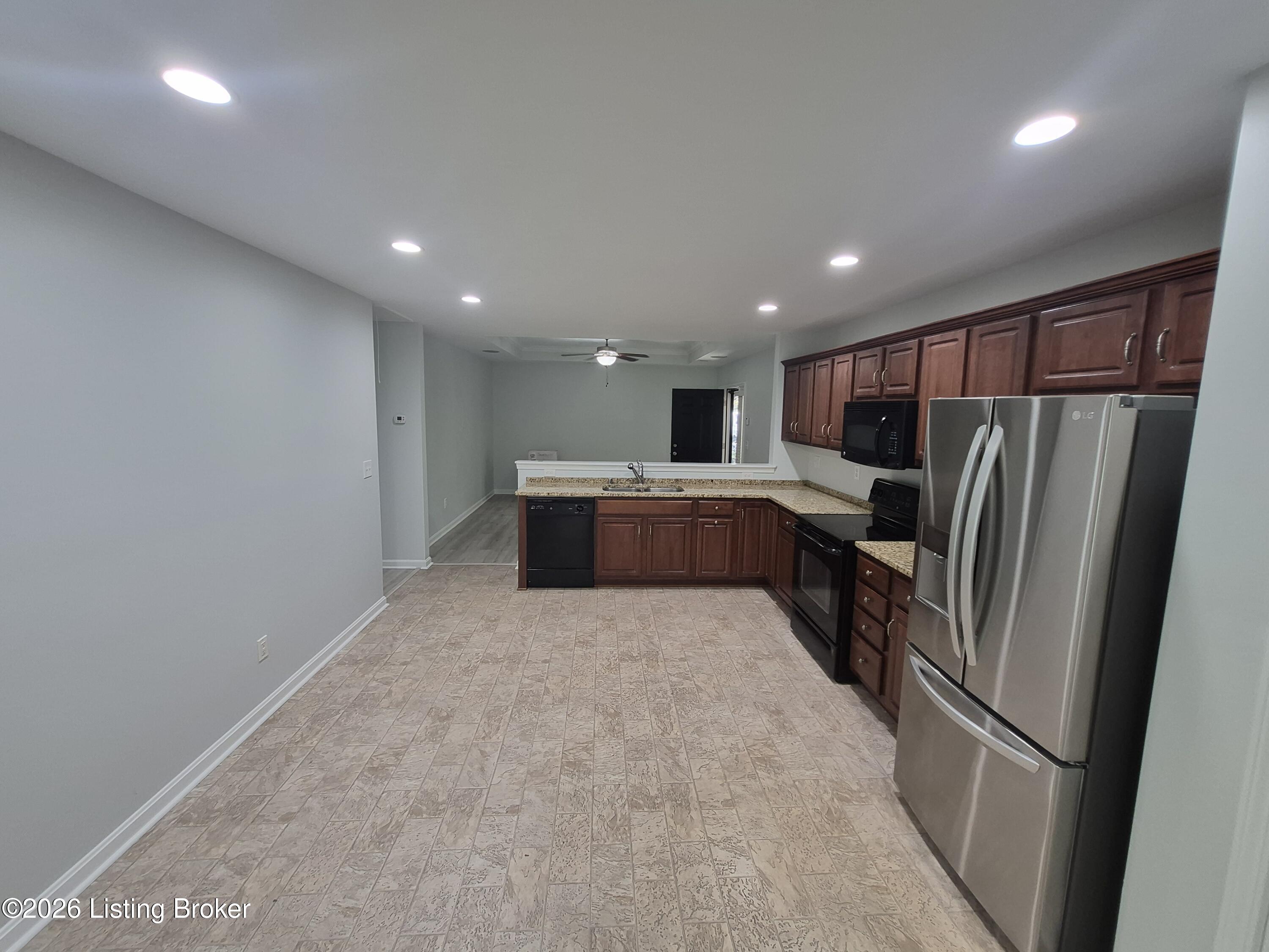 6402 Renate Rd Property Photo 5
