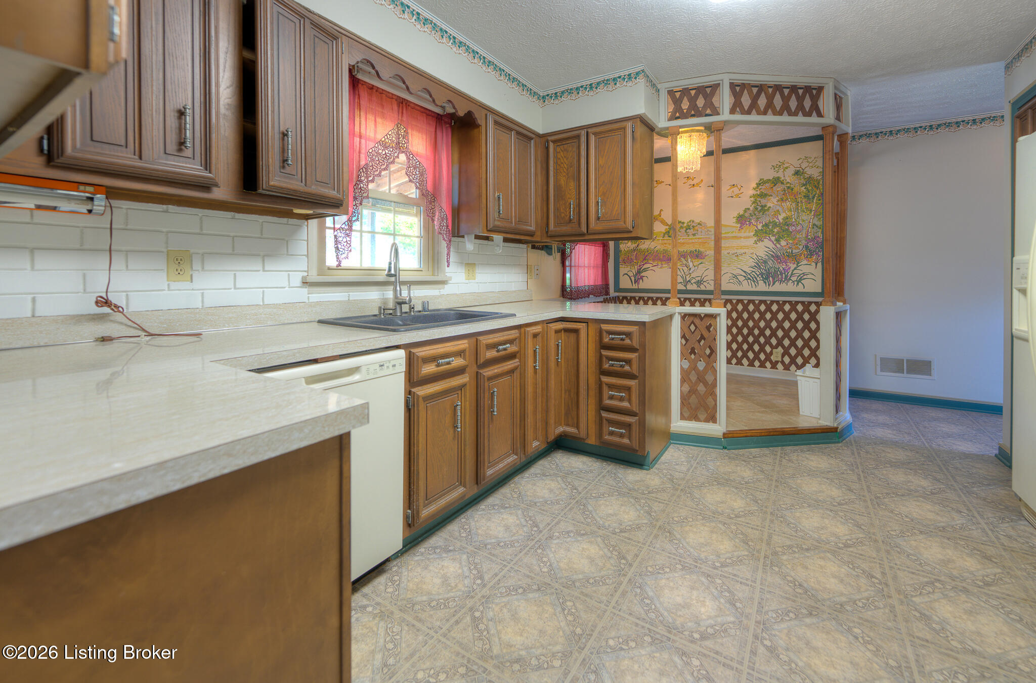 203 Ridge Rd Property Photo 8
