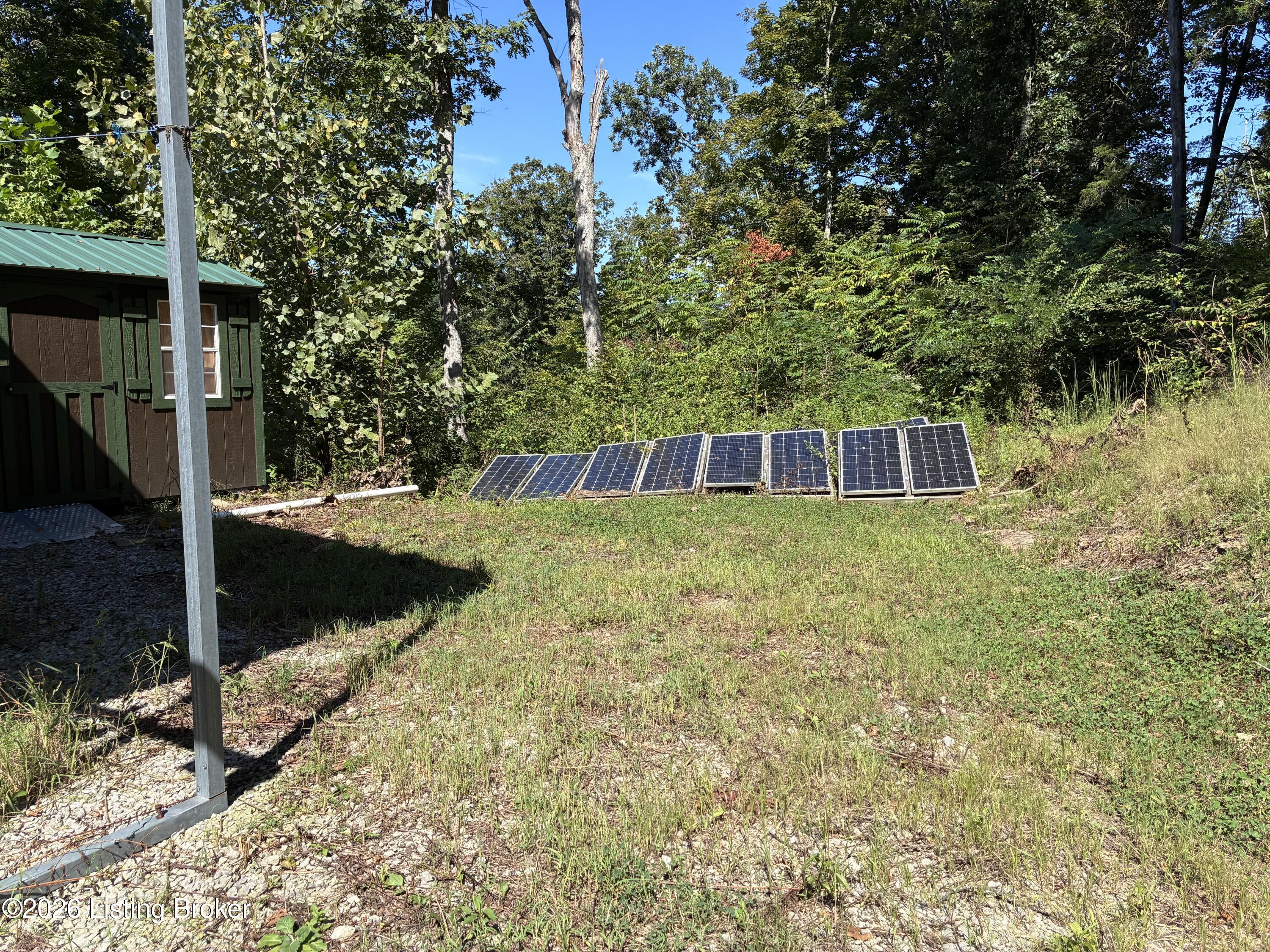 56 Clay Lick Rd Property Photo 3