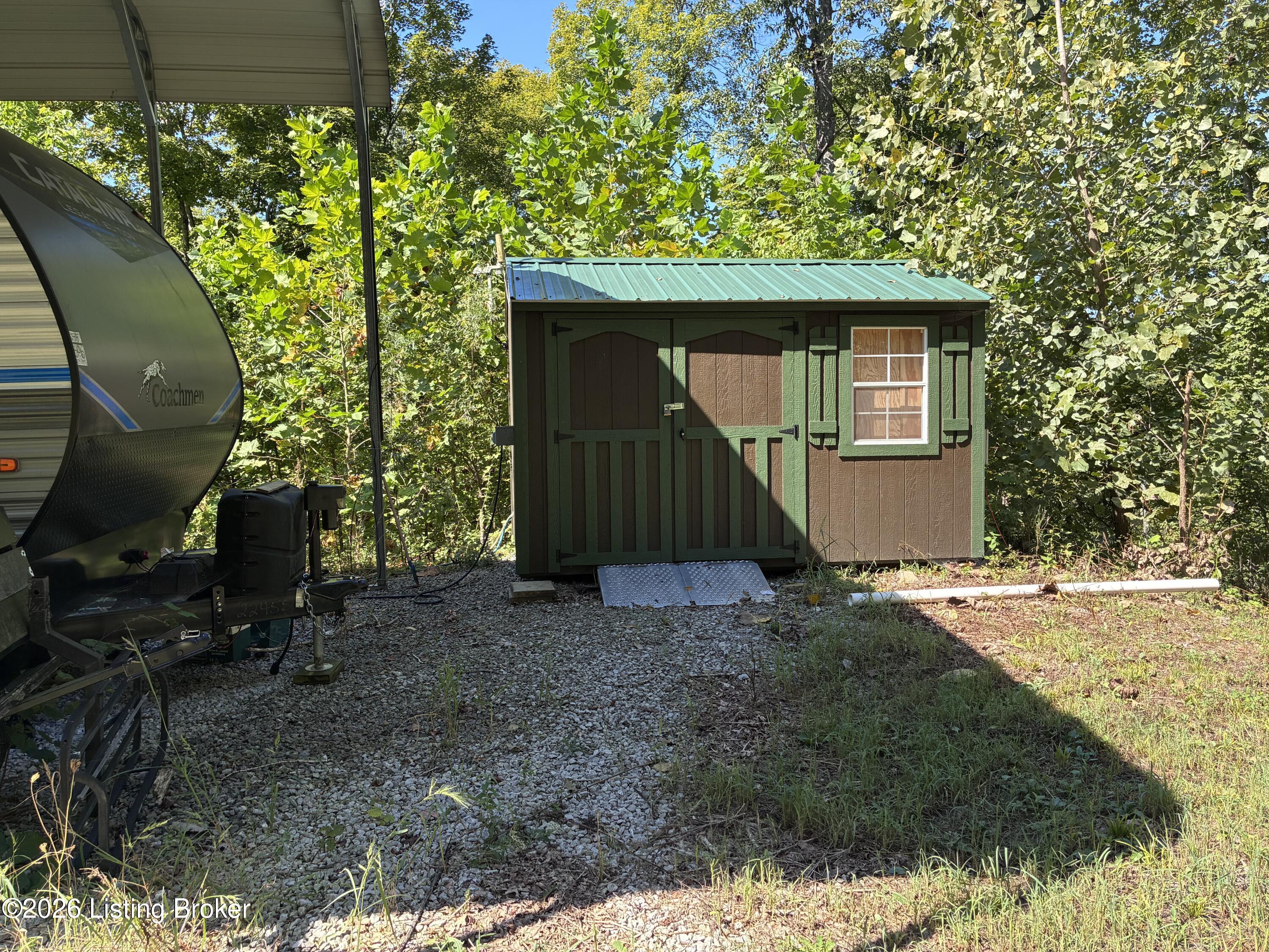 56 Clay Lick Rd Property Photo 16