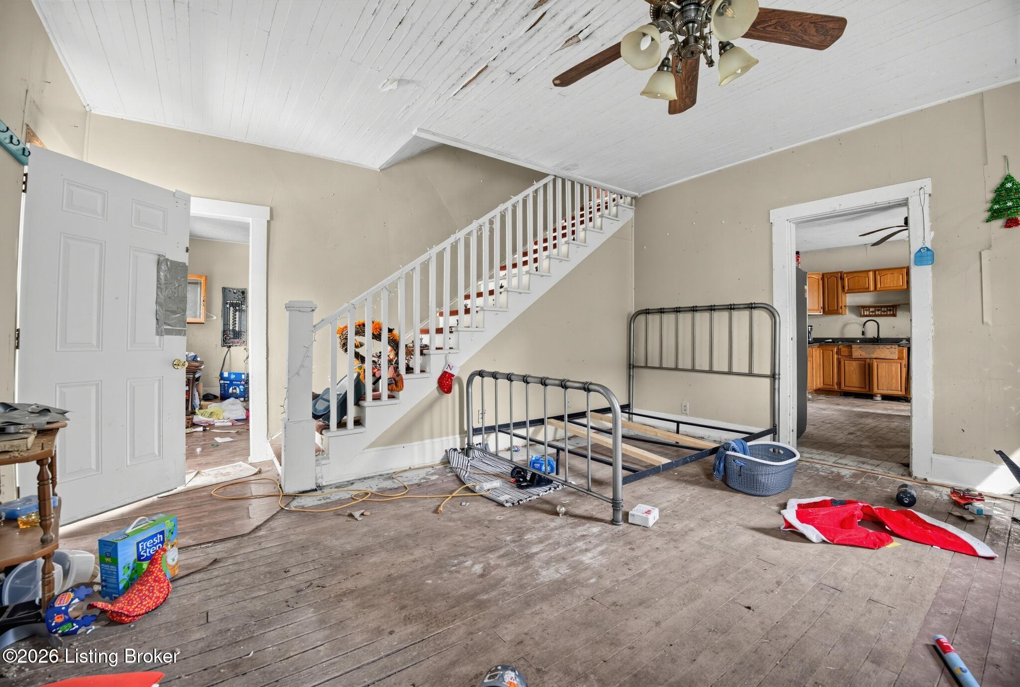 5476 Highway 638 Property Photo 11