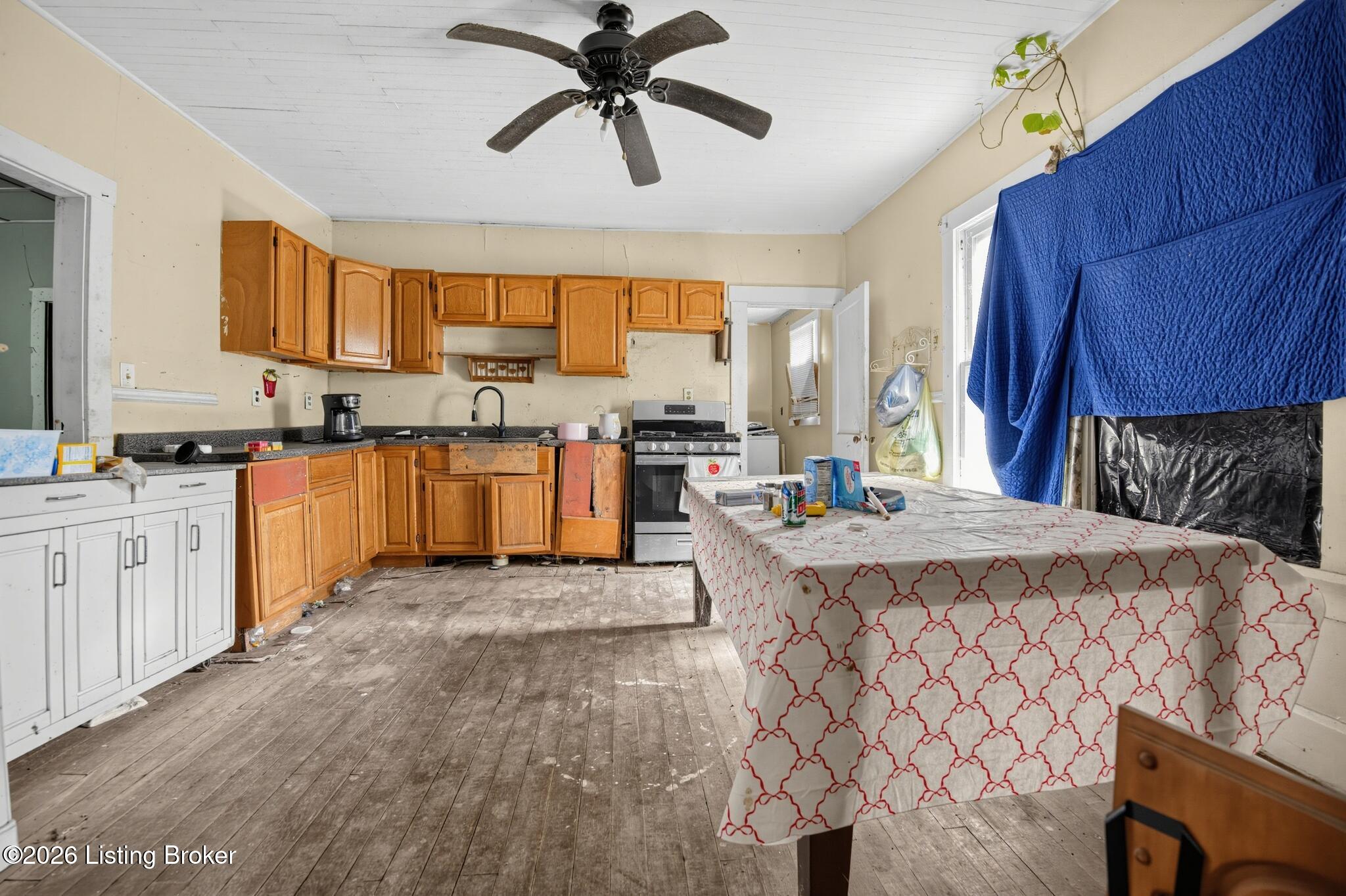 5476 Highway 638 Property Photo 17