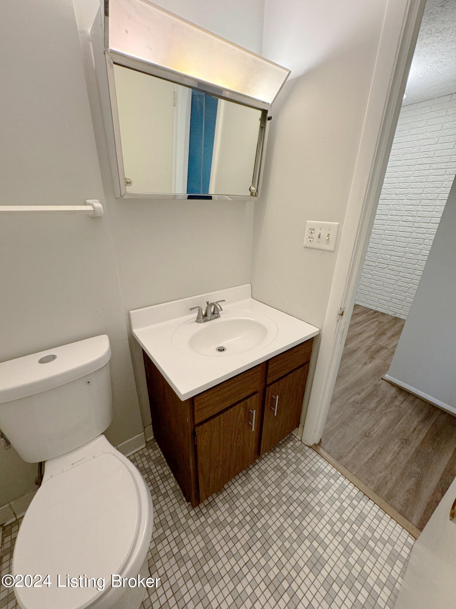4012 Dupont Cir 309 Property Photo 14
