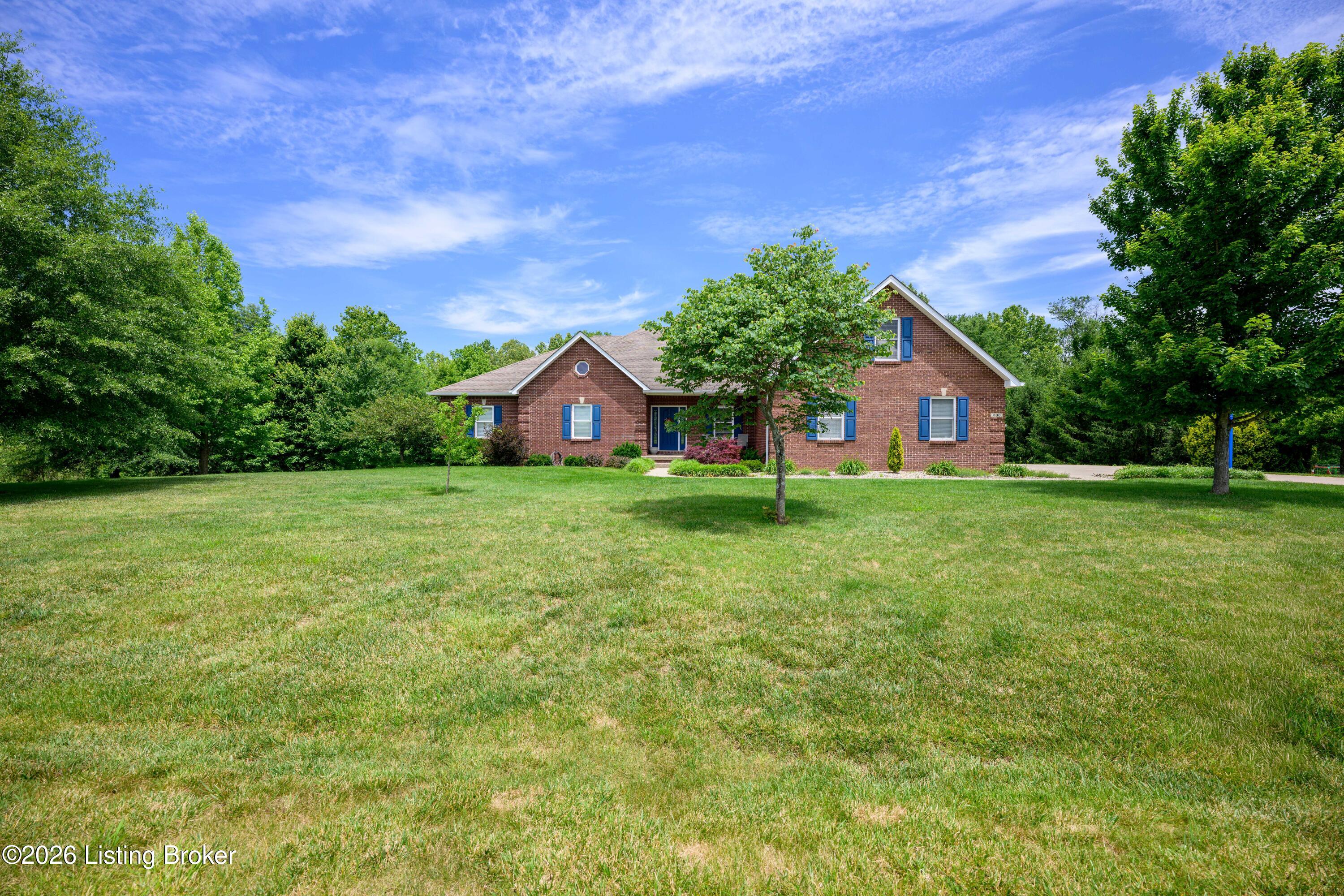 330 Stonebriar Dr Property Photo 3