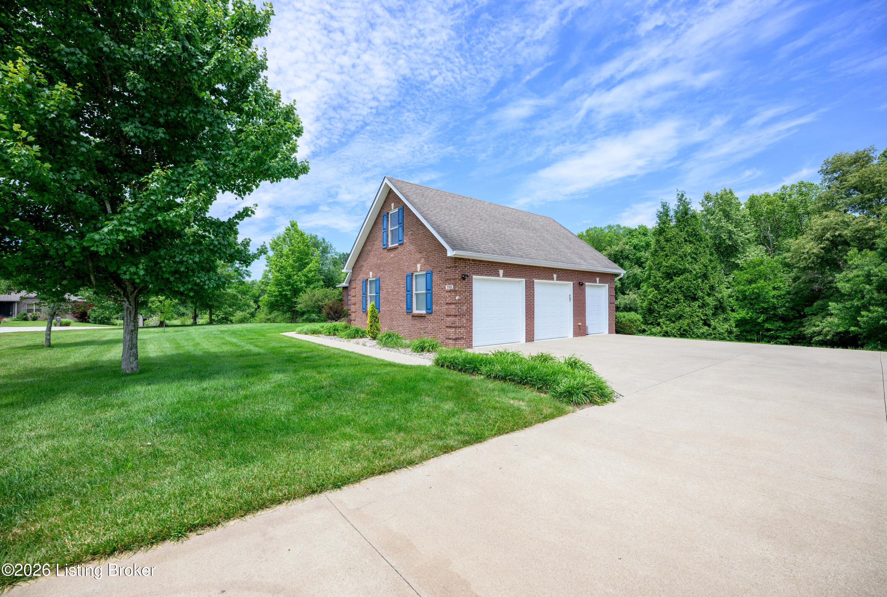 330 Stonebriar Dr Property Photo 6