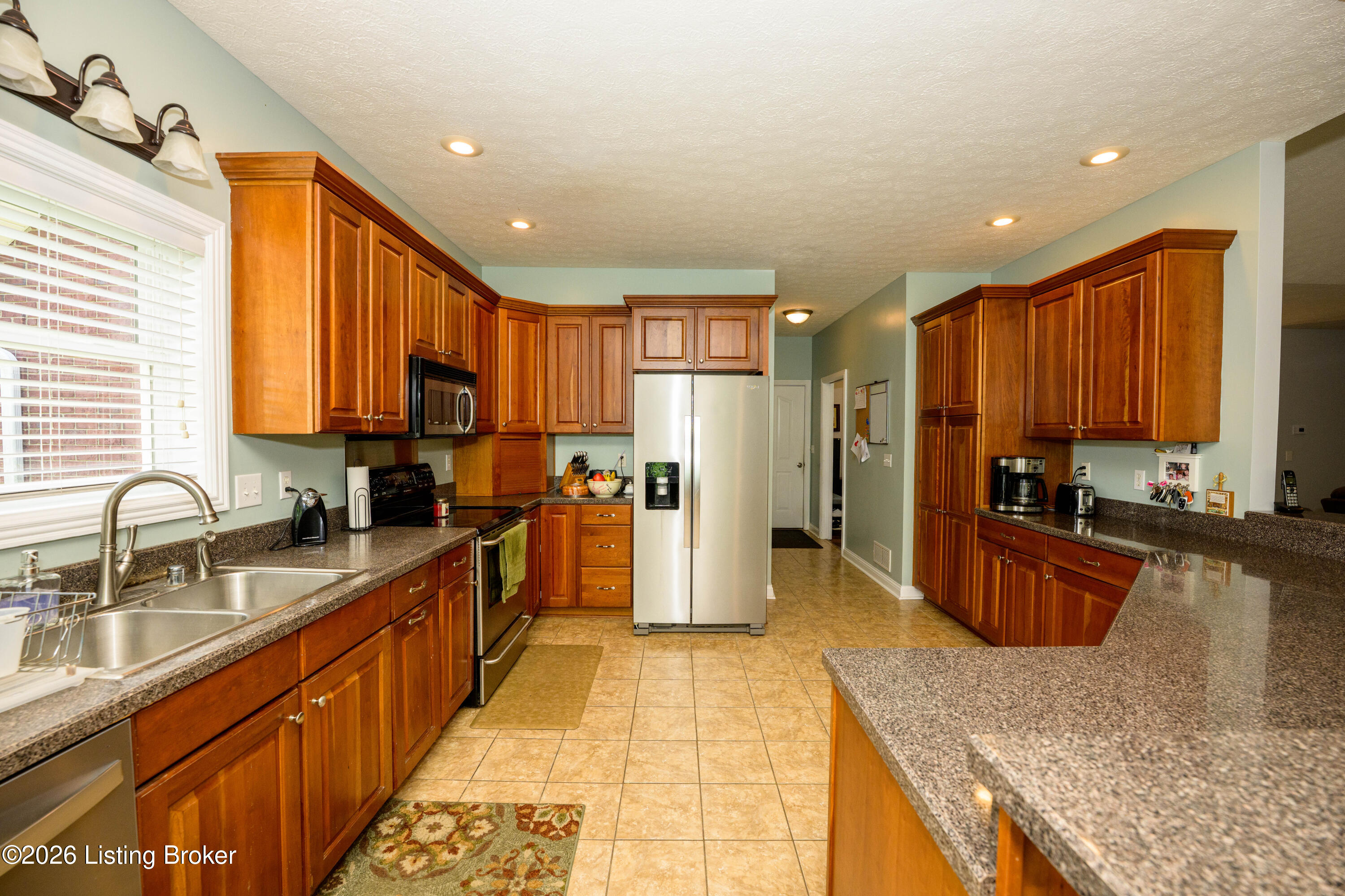 330 Stonebriar Dr Property Photo 37