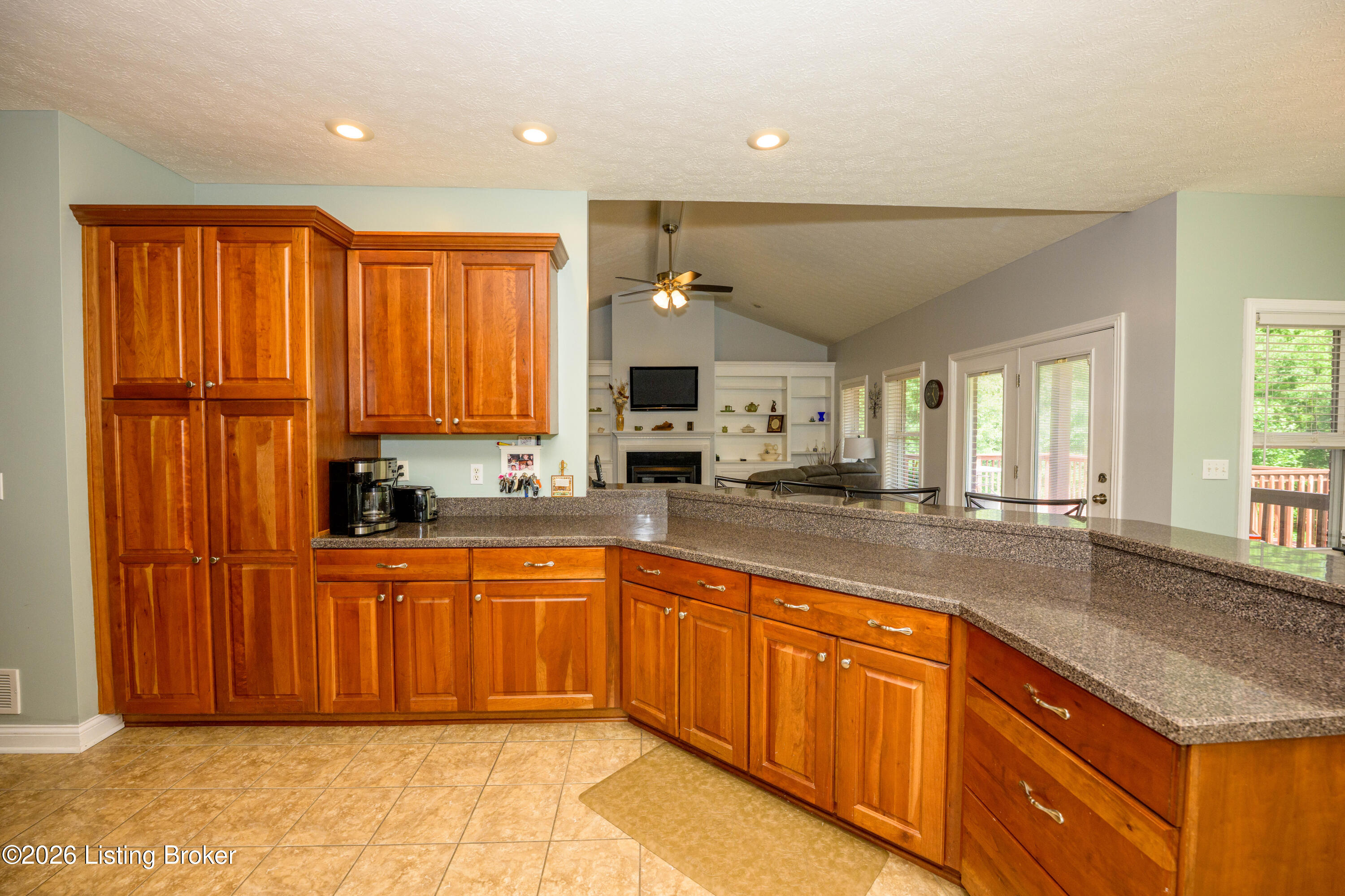 330 Stonebriar Dr Property Photo 39