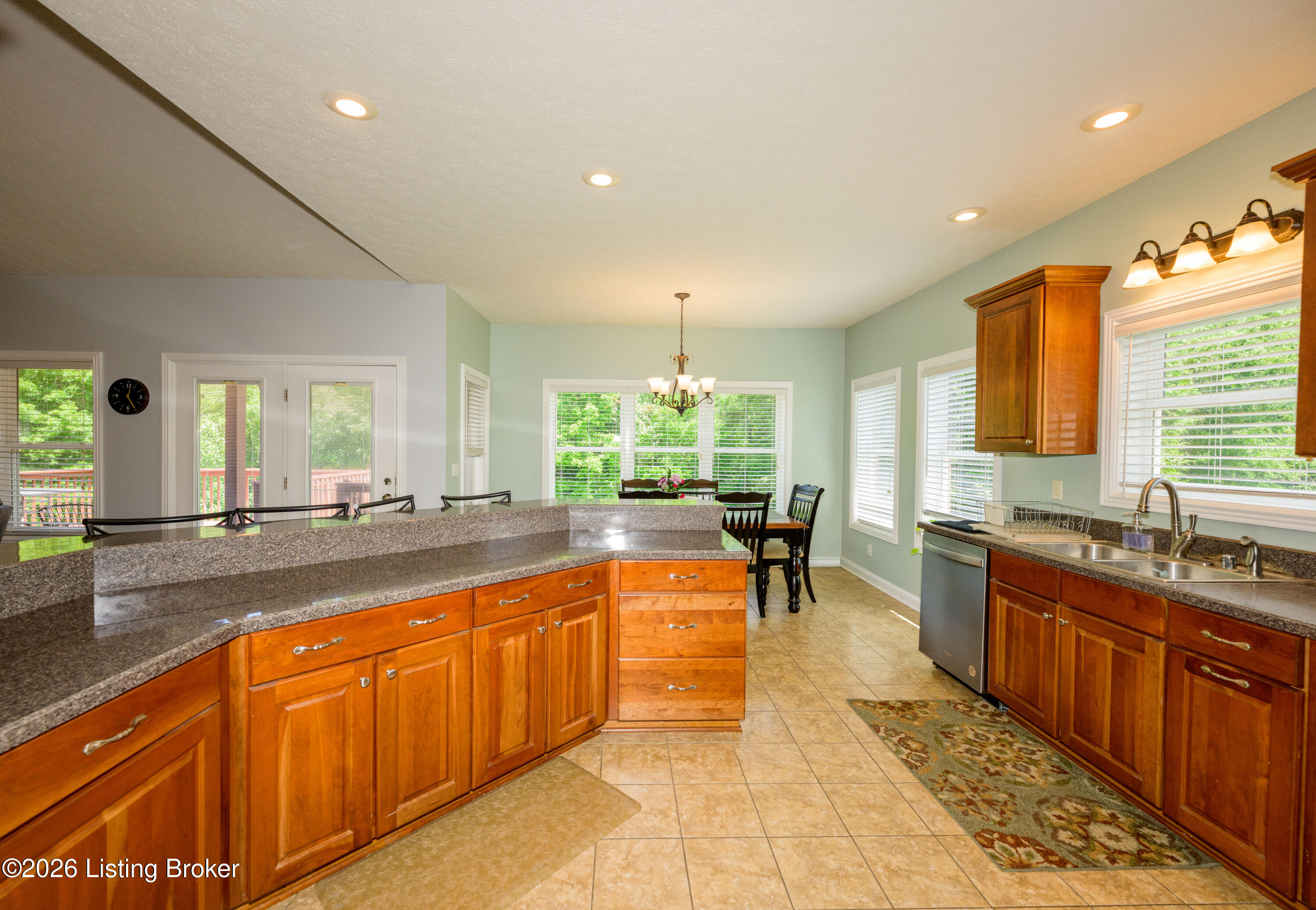 330 Stonebriar Dr Property Photo 40