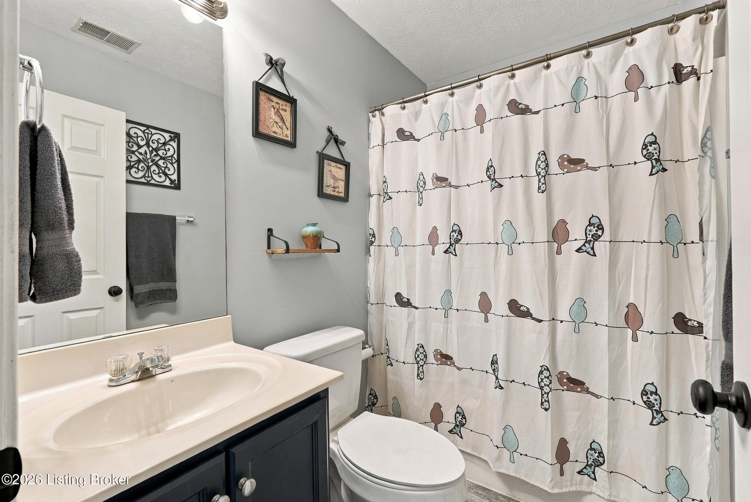 230 Clover Cove Dr Property Photo 23