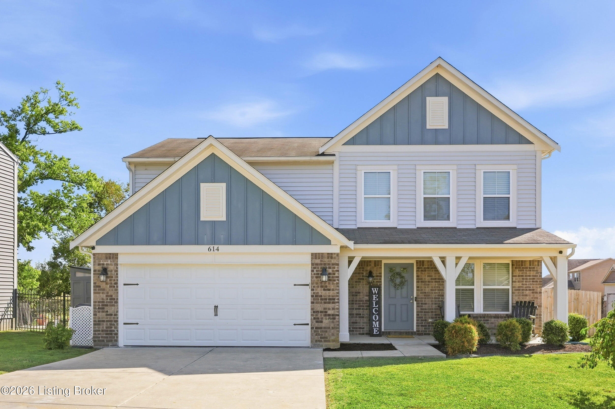 614 Birchwood Cir Property Photo 1