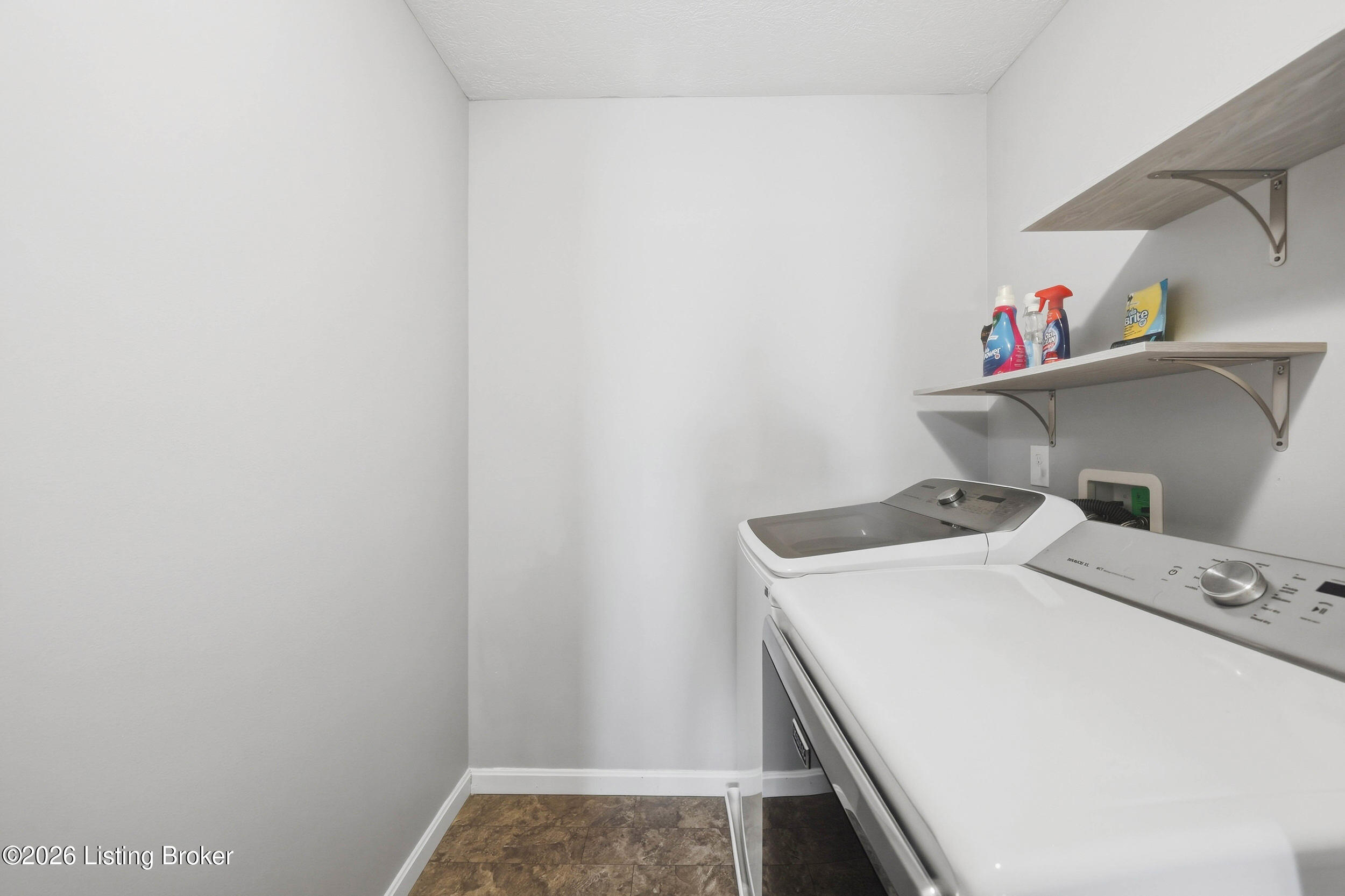 614 Birchwood Cir Property Photo 57