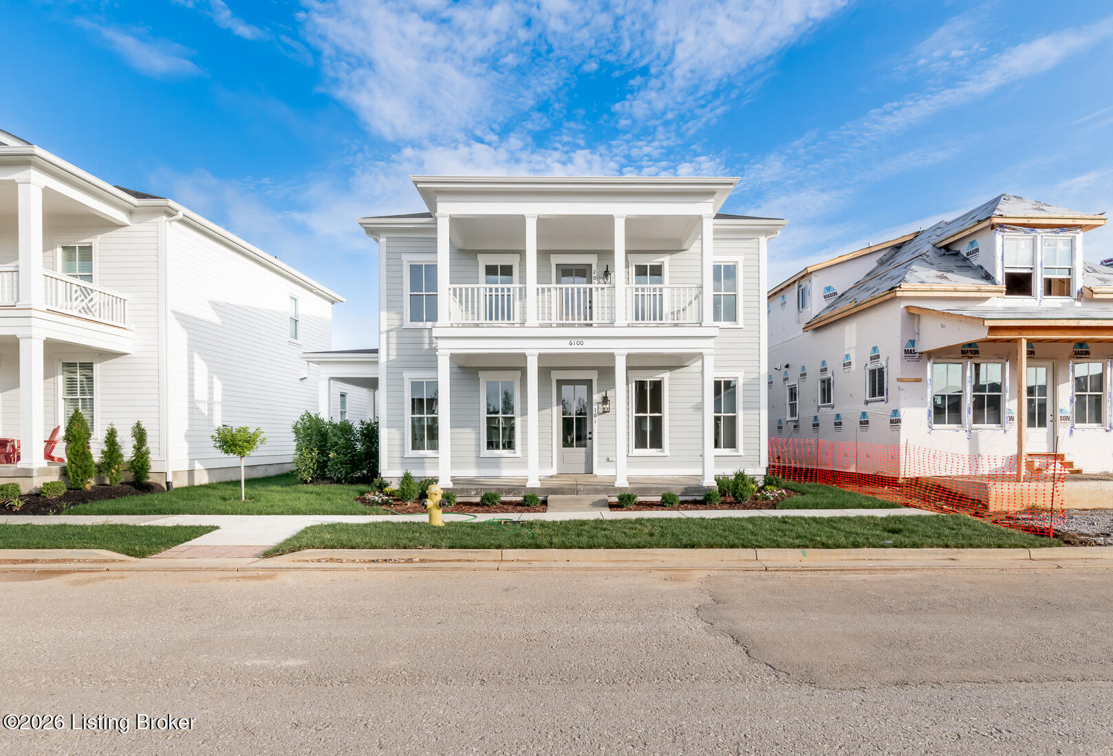6100 Passionflower Dr 201 Property Photo 3
