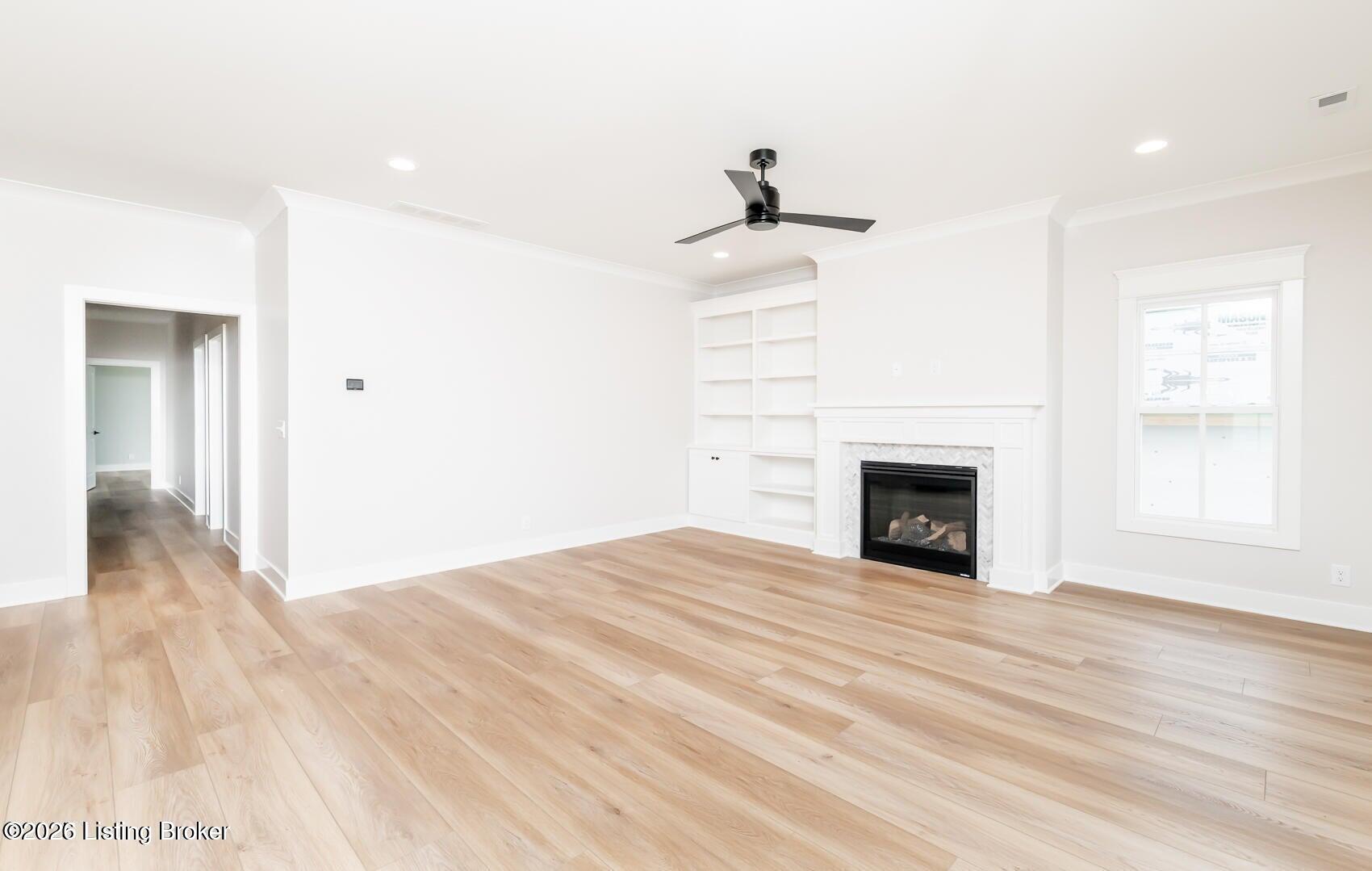 6100 Passionflower Dr 201 Property Photo 8