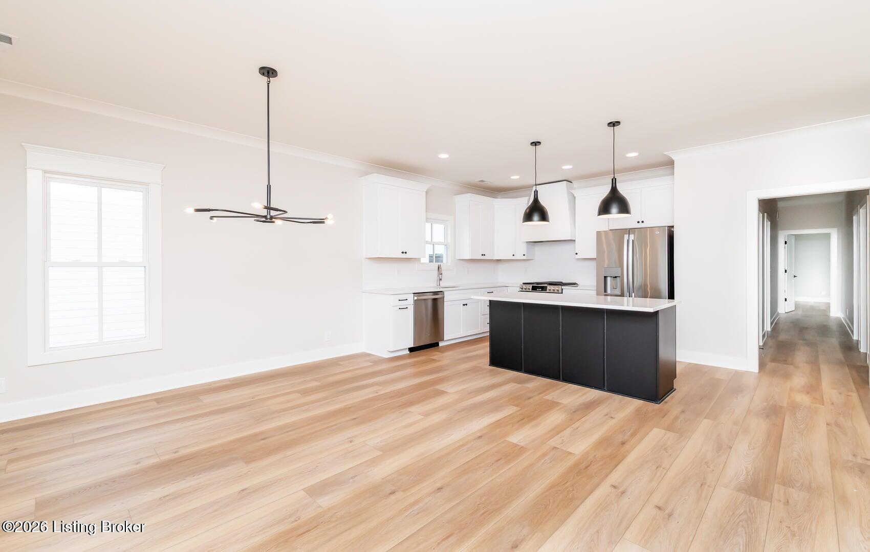 6100 Passionflower Dr 201 Property Photo 11