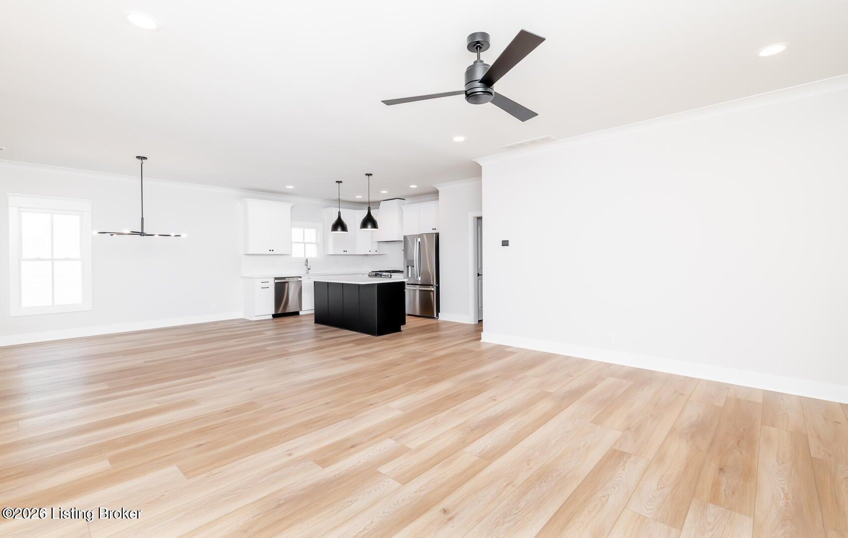 6100 Passionflower Dr 201 Property Photo 13