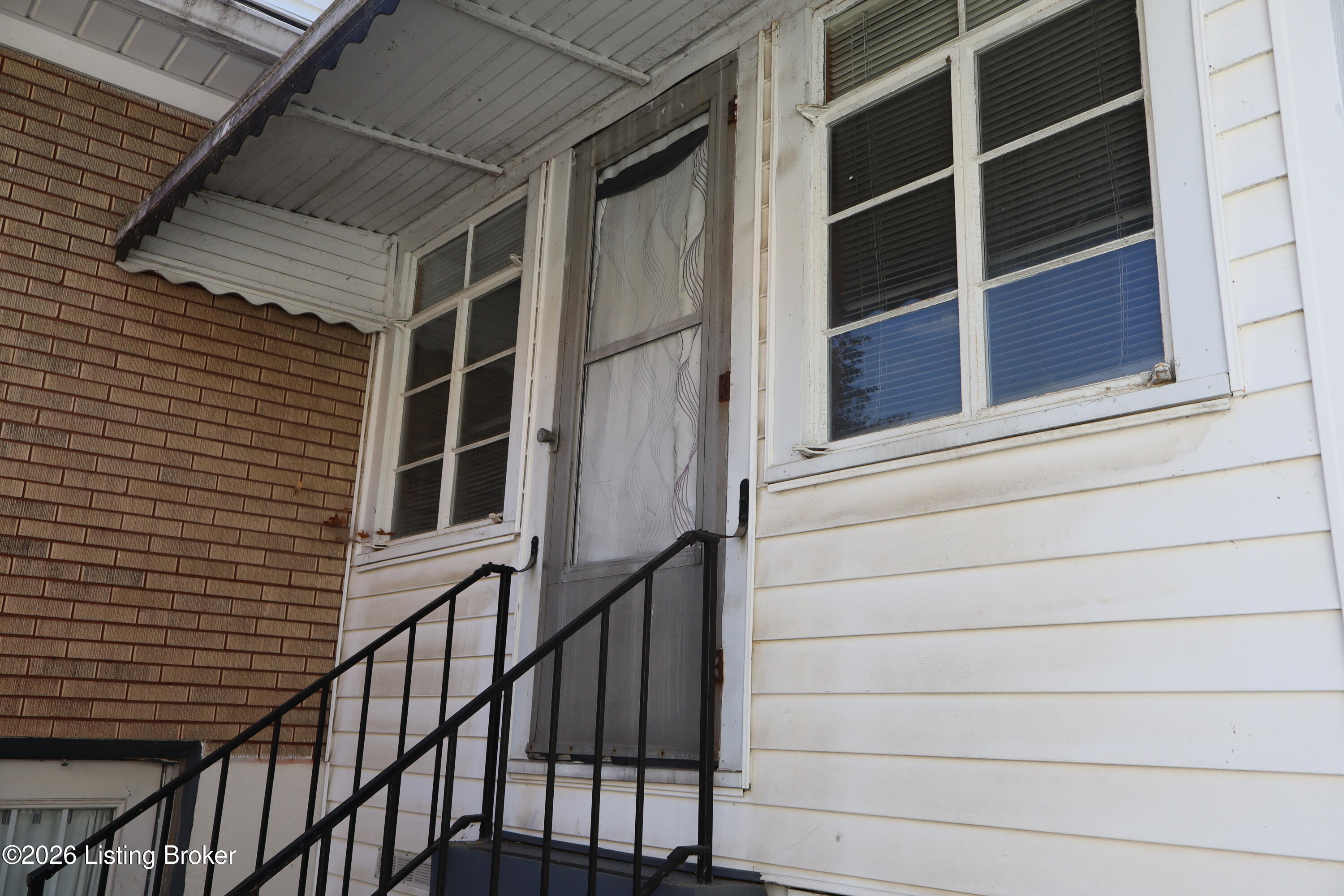 801 Brookline Ave Property Photo 5