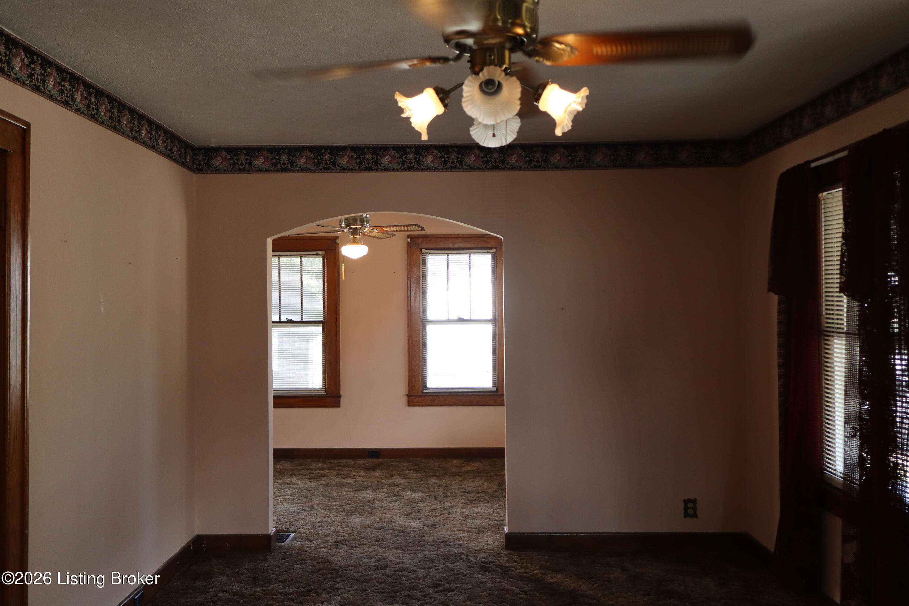 801 Brookline Ave Property Photo 6