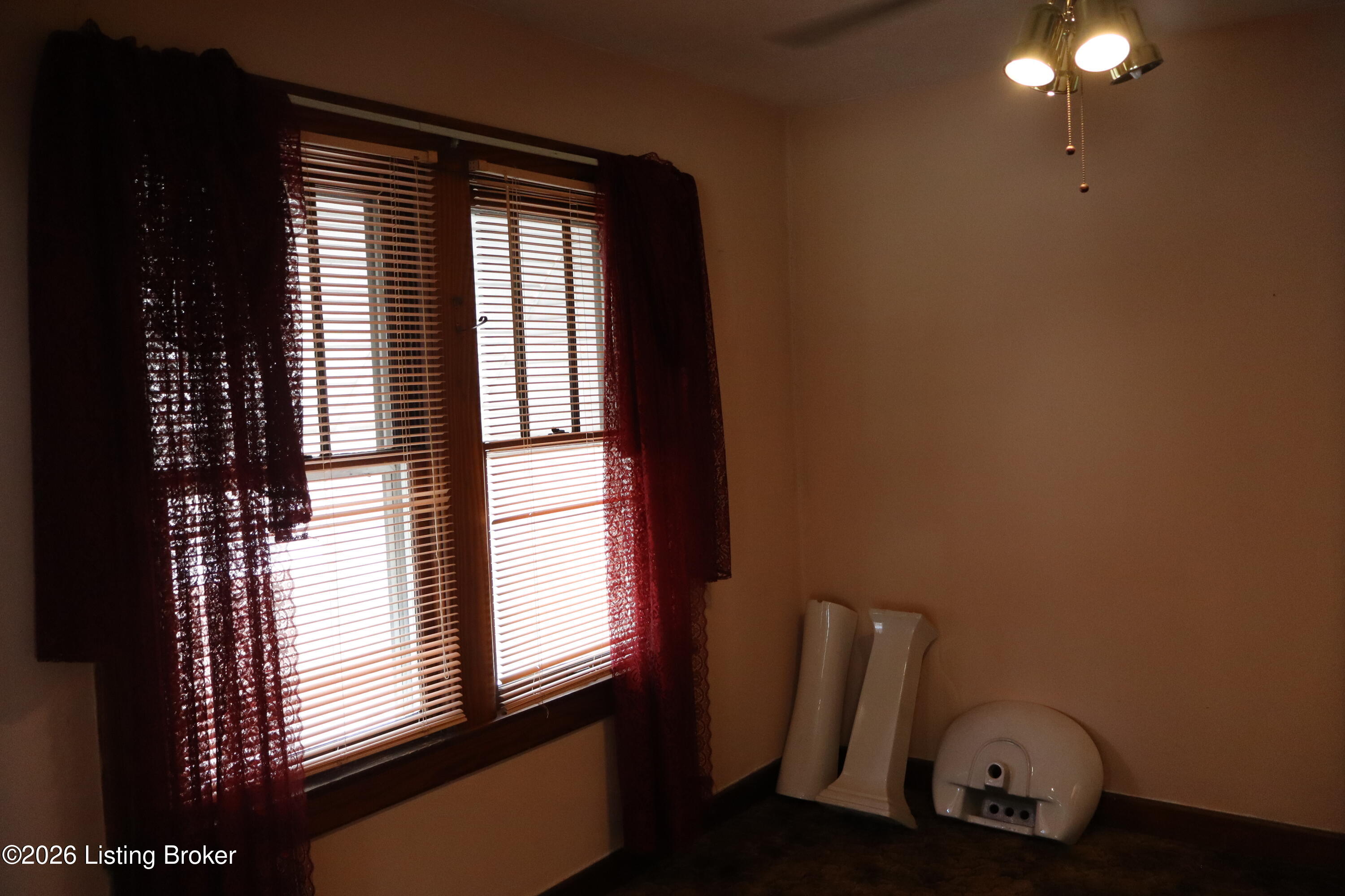 801 Brookline Ave Property Photo 17