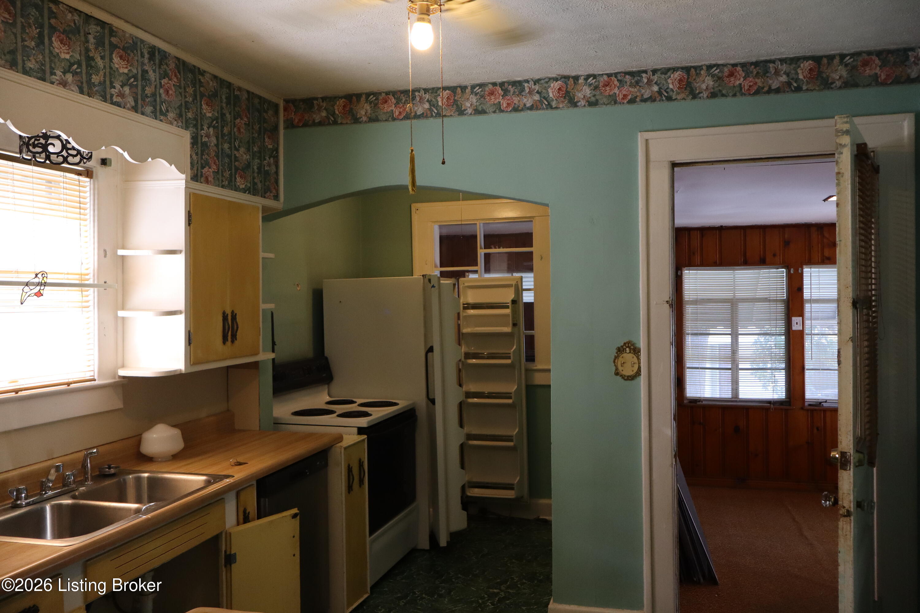 801 Brookline Ave Property Photo 21