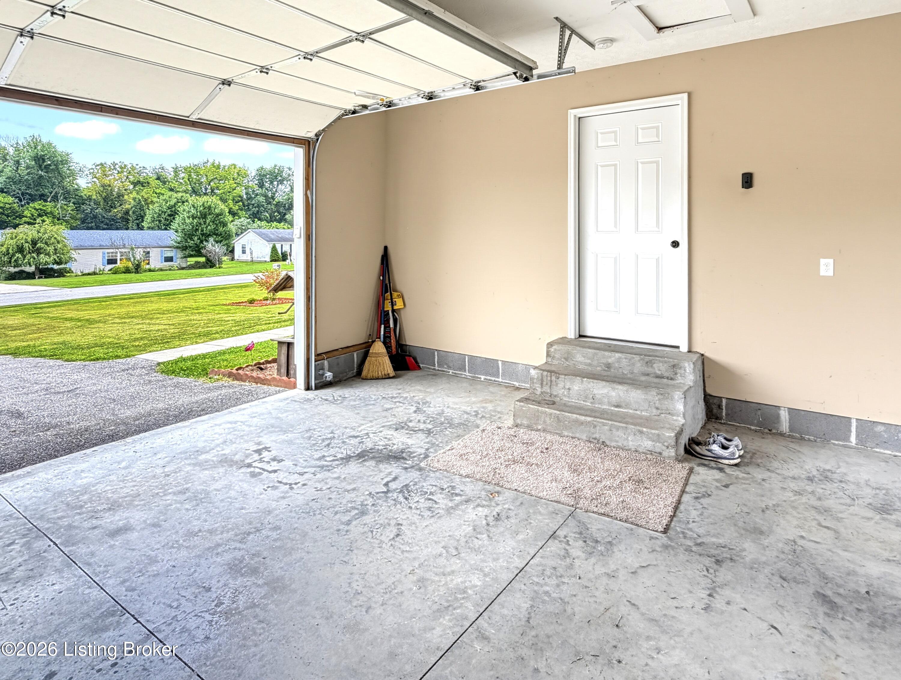 178 Casablanca Ct Property Photo 32