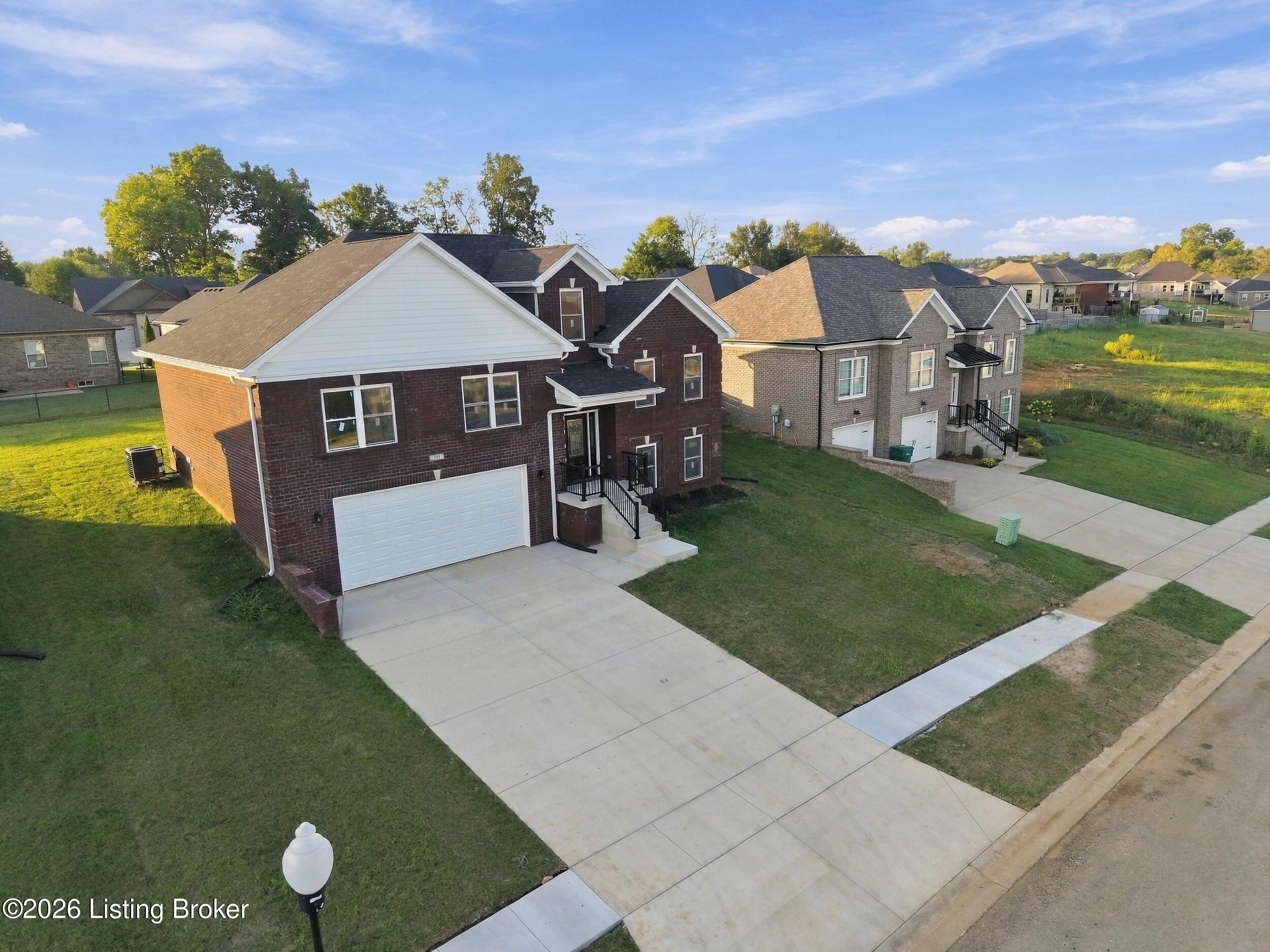 219 Bischoff Way Property Photo 3
