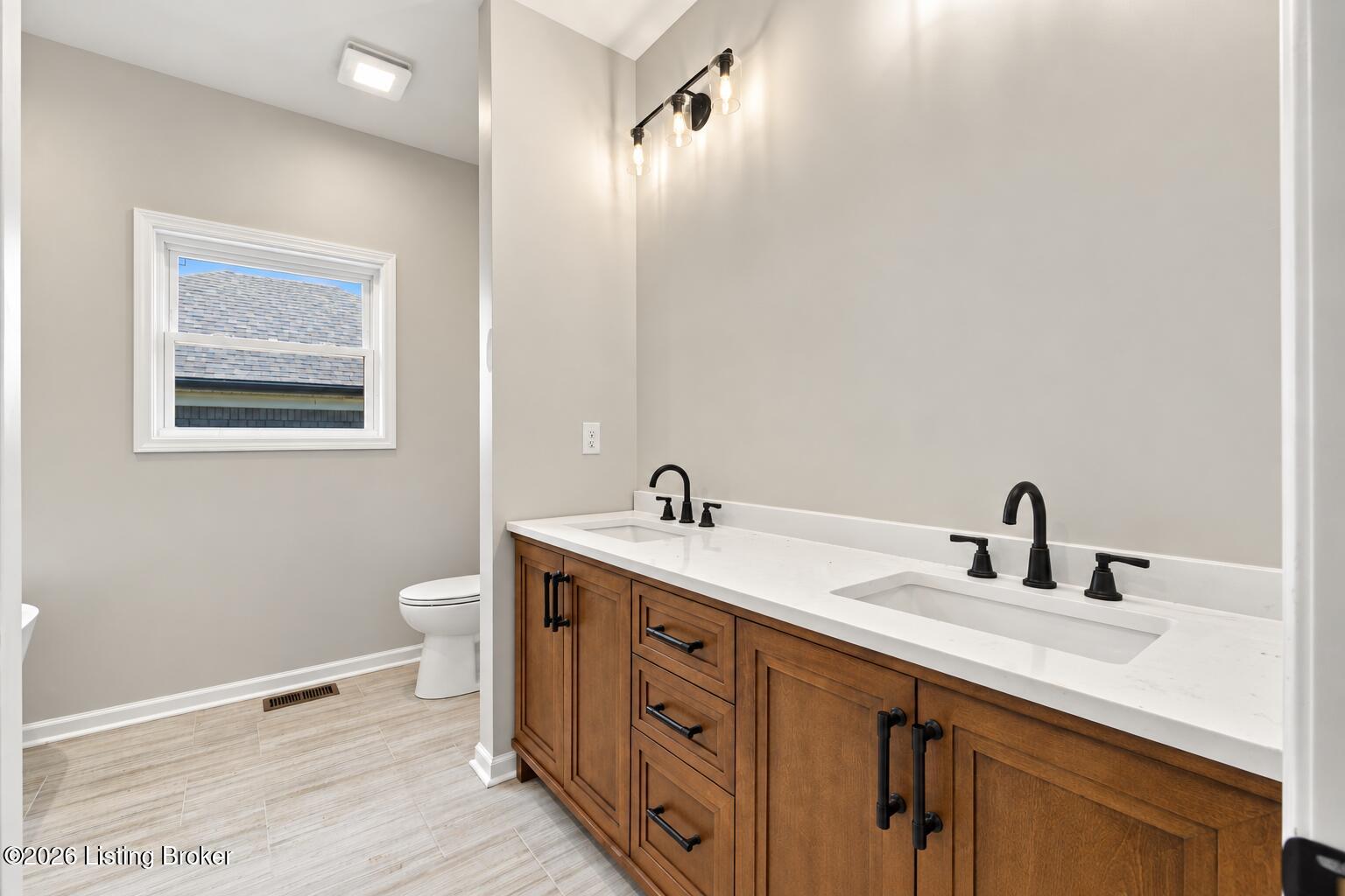 219 Bischoff Way Property Photo 17