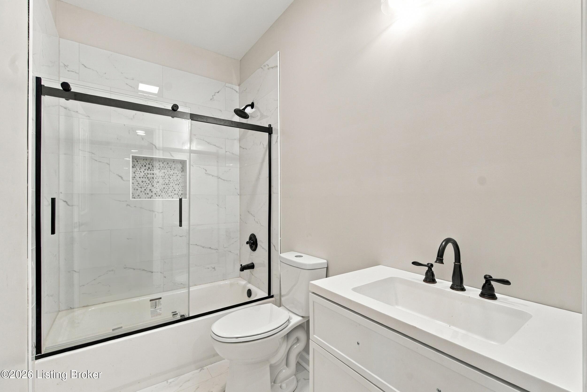 219 Bischoff Way Property Photo 32