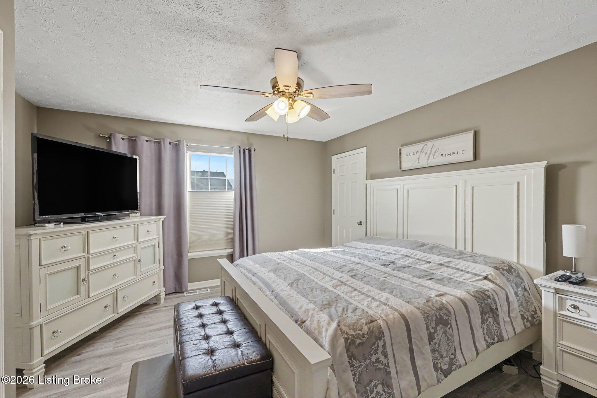 11203 Sandwood Pl Property Photo 18