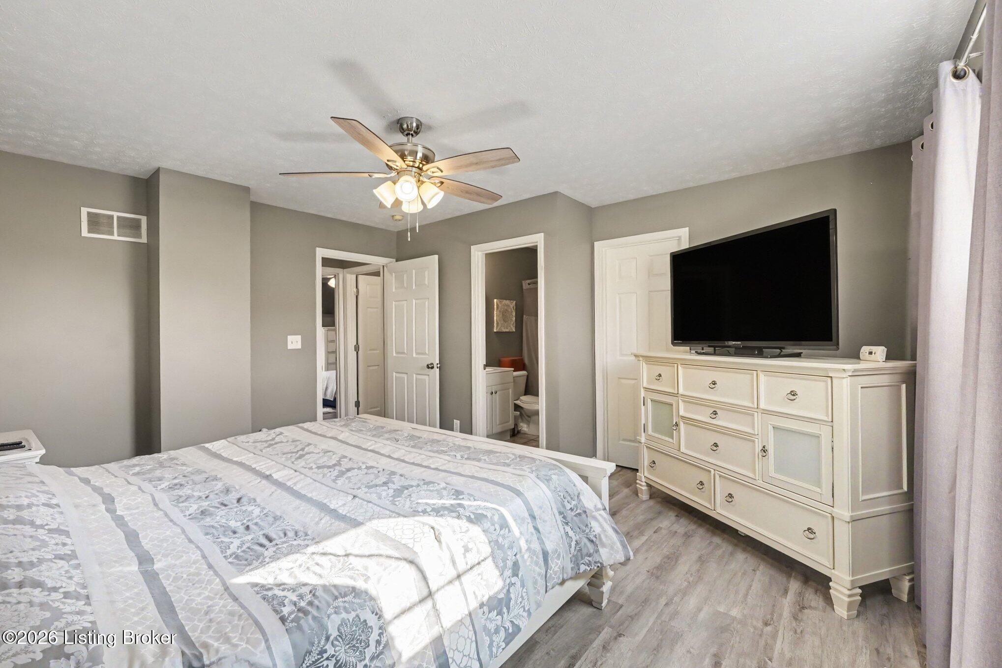 11203 Sandwood Pl Property Photo 20