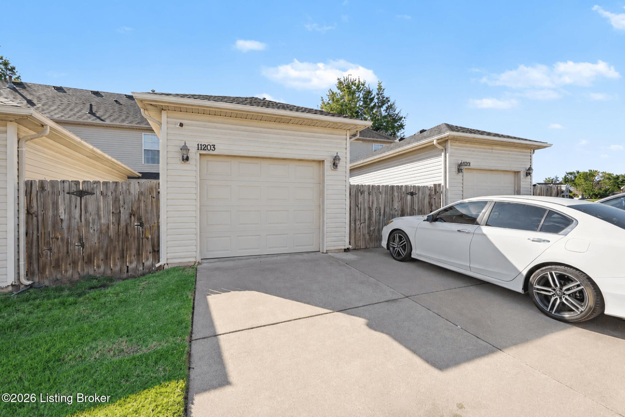 11203 Sandwood Pl Property Photo 24